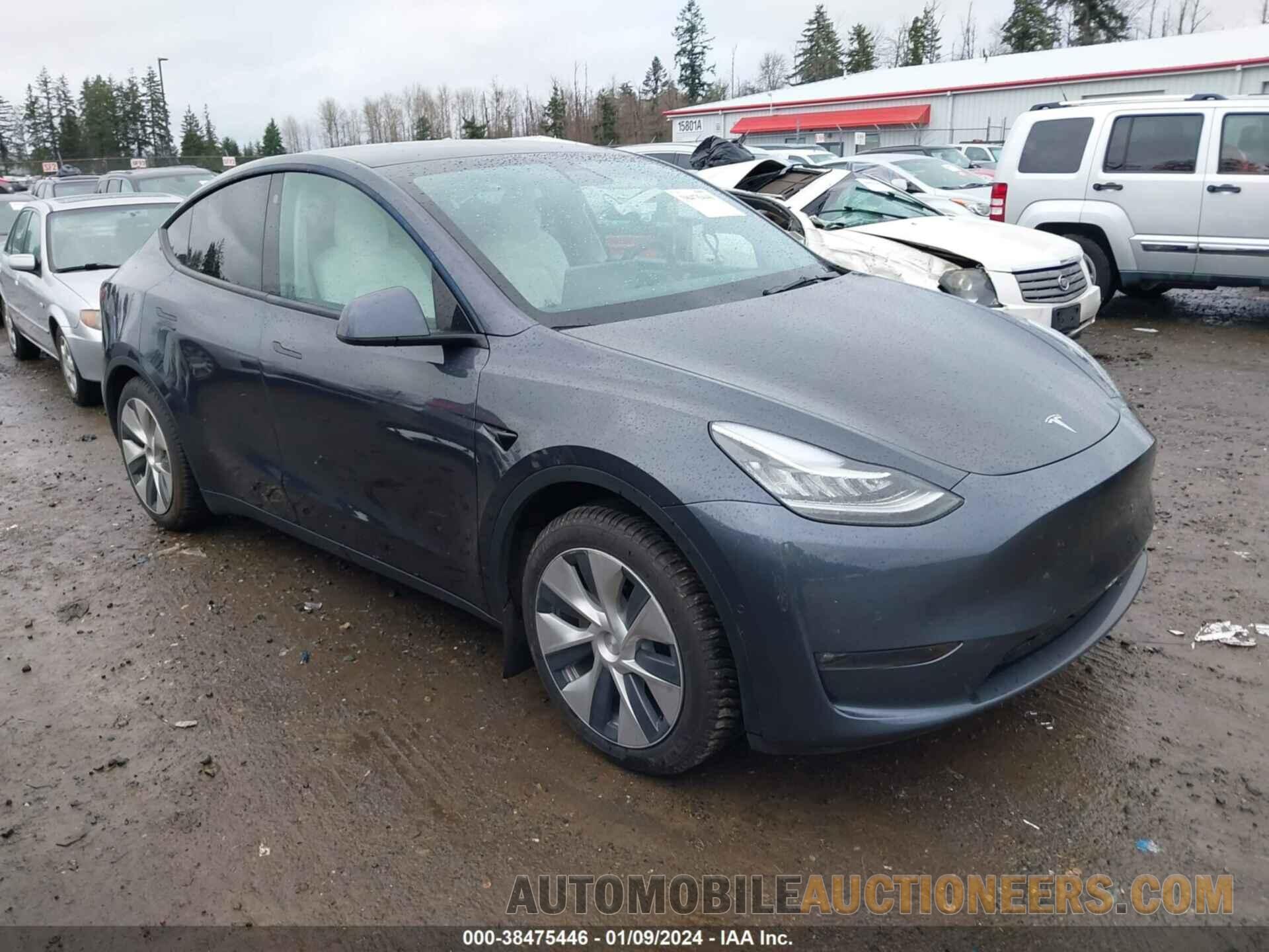 5YJYGAEE8MF299656 TESLA MODEL Y 2021