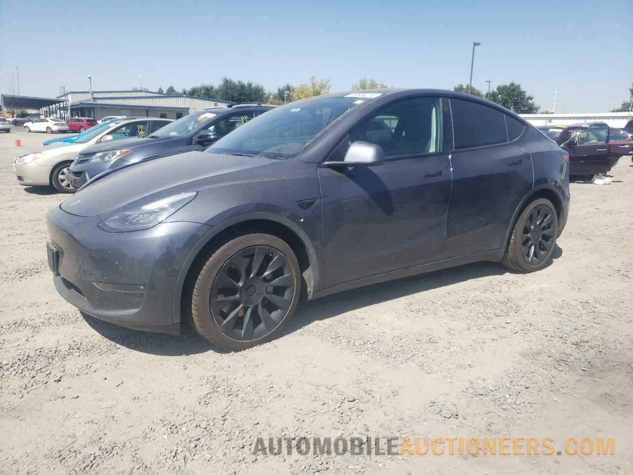 5YJYGAEE9MF143917 TESLA MODEL Y 2021