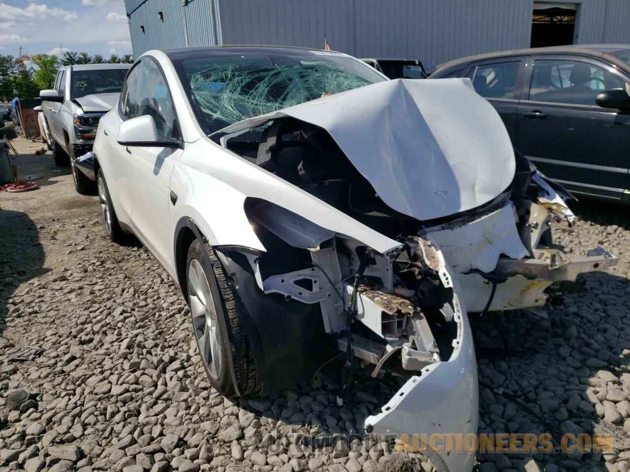 5YJYGAEE9MF145599 TESLA MODEL Y 2021