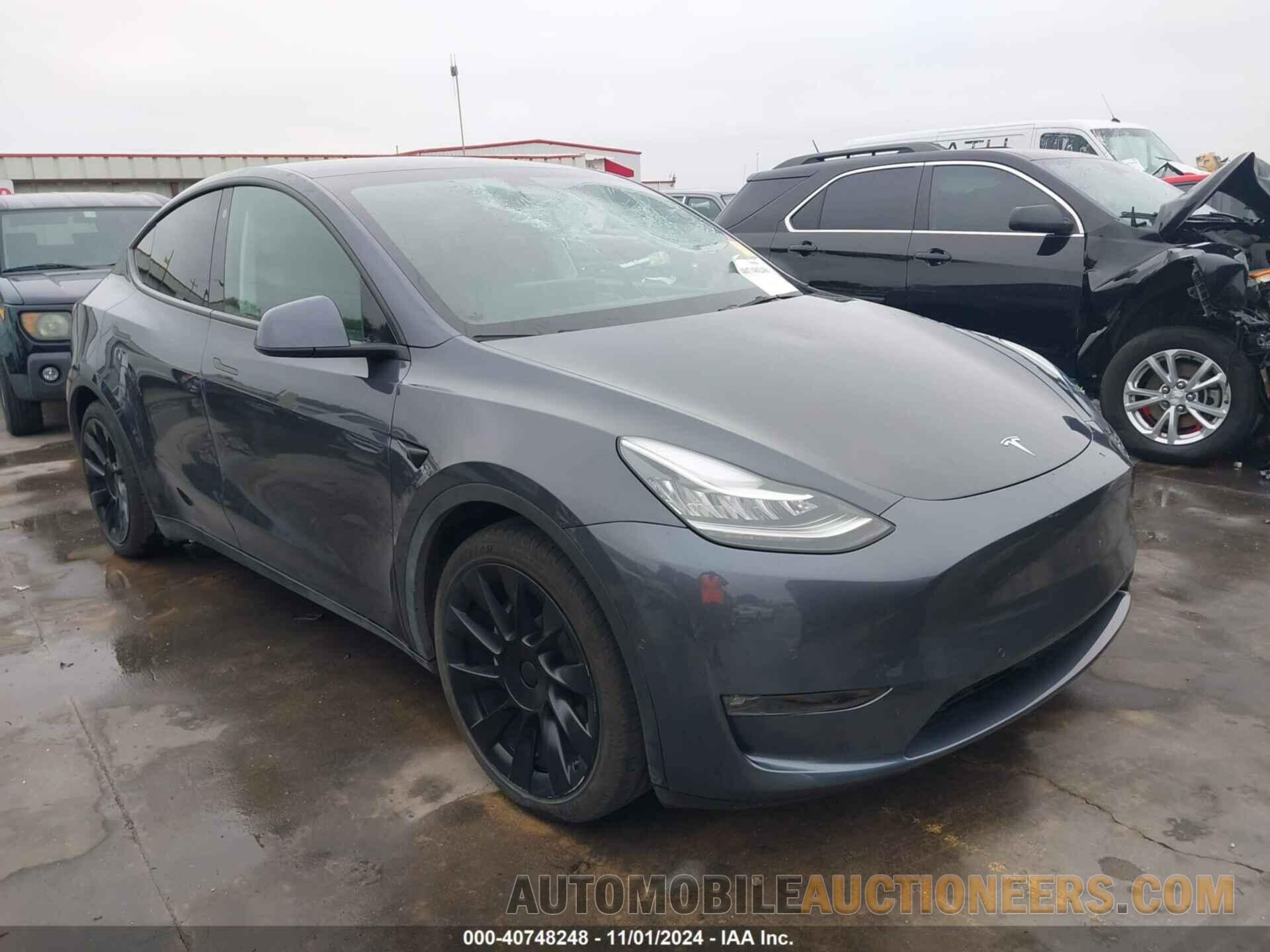 5YJYGAEE9MF207812 TESLA MODEL Y 2021