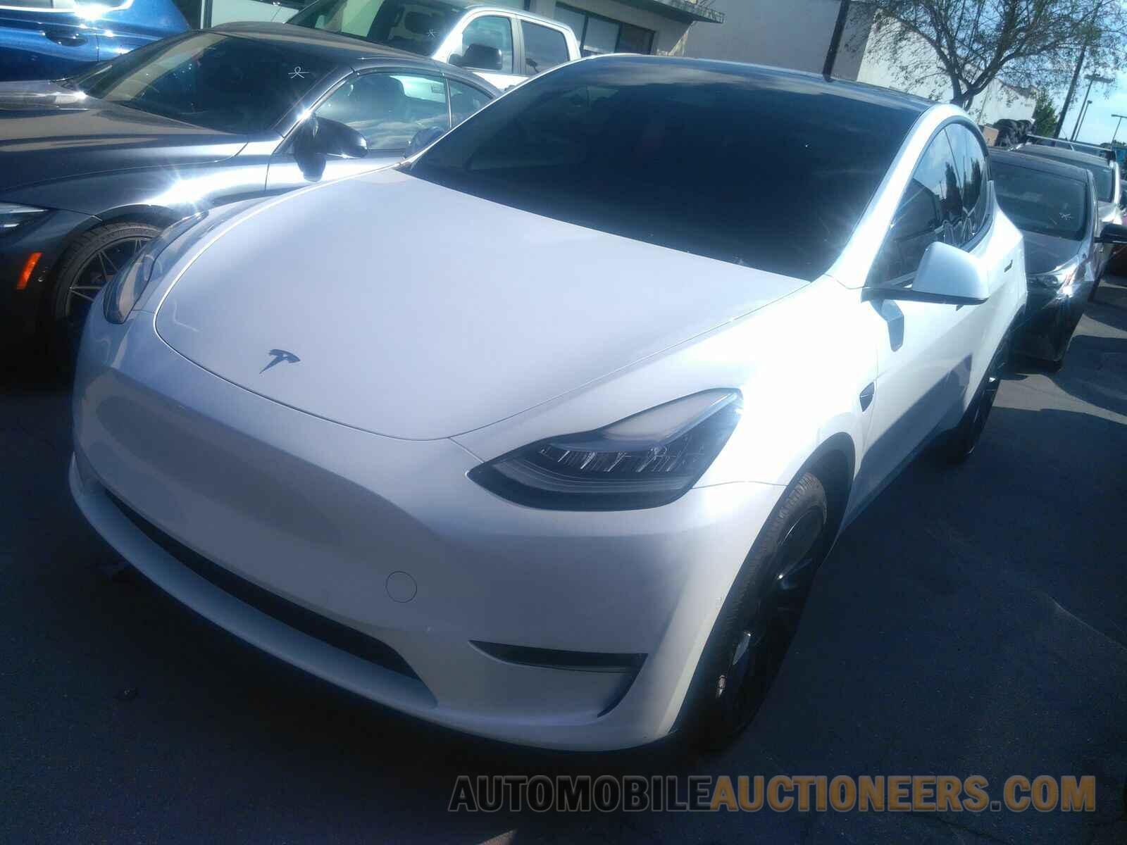 5YJYGAEE9MF217143 Tesla Mo 2021