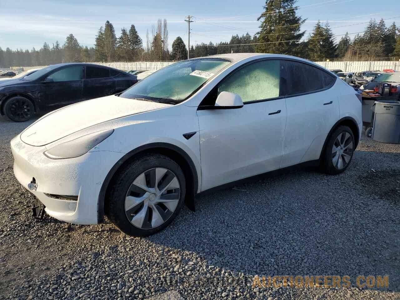 5YJYGAEE9MF245573 TESLA MODEL Y 2021