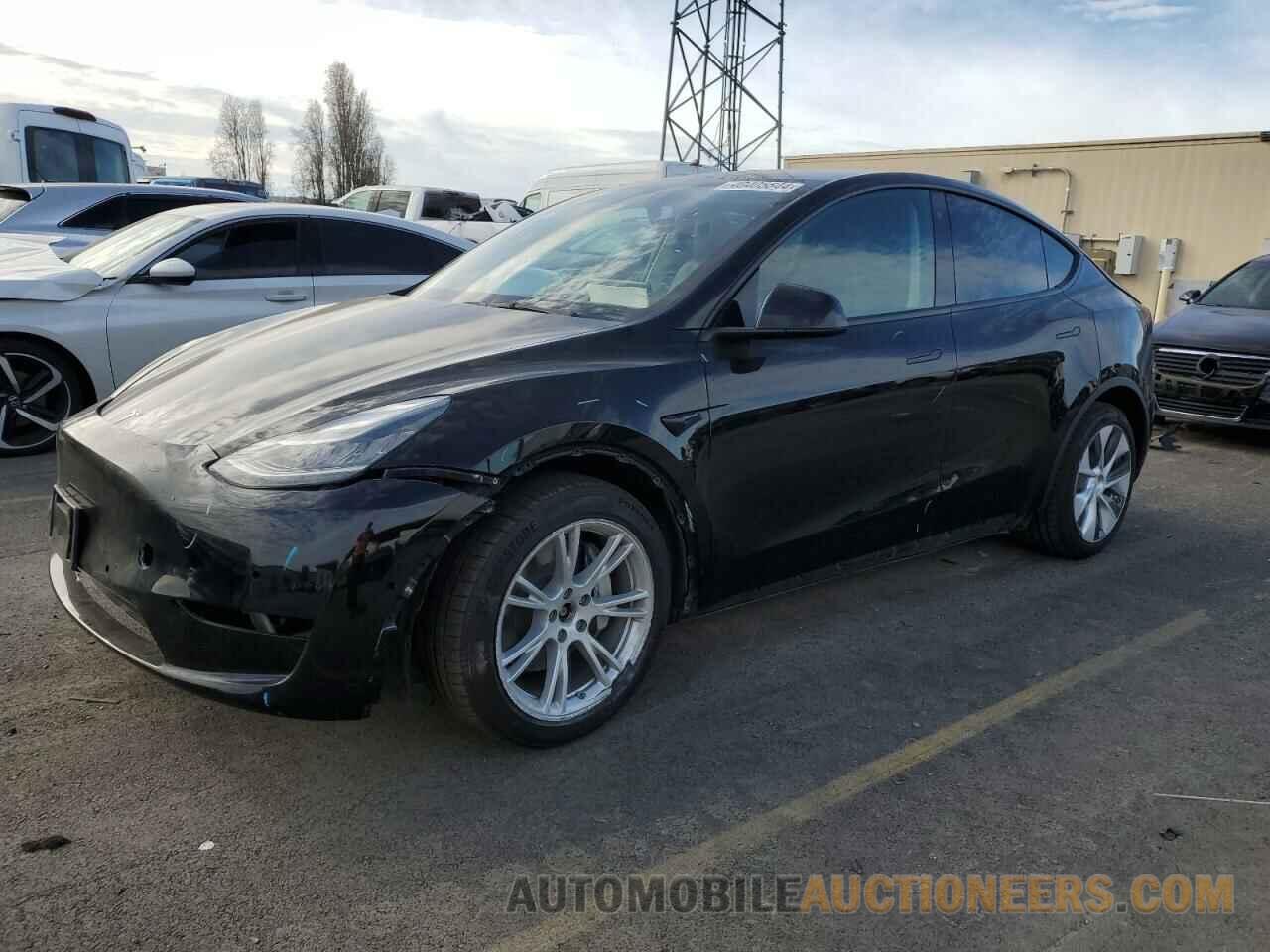 5YJYGAEEXMF159320 TESLA MODEL Y 2021