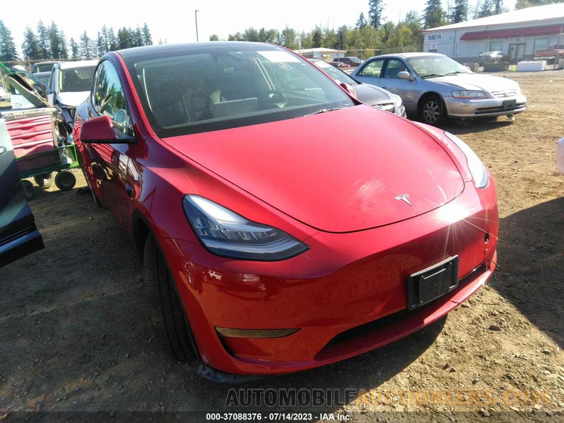 5YJYGAEEXMF200139 TESLA MODEL Y 2021