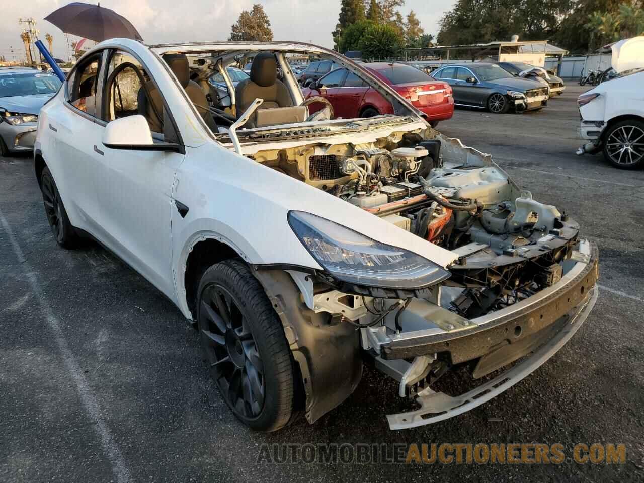 5YJYGDED0MF125945 TESLA MODEL Y 2021