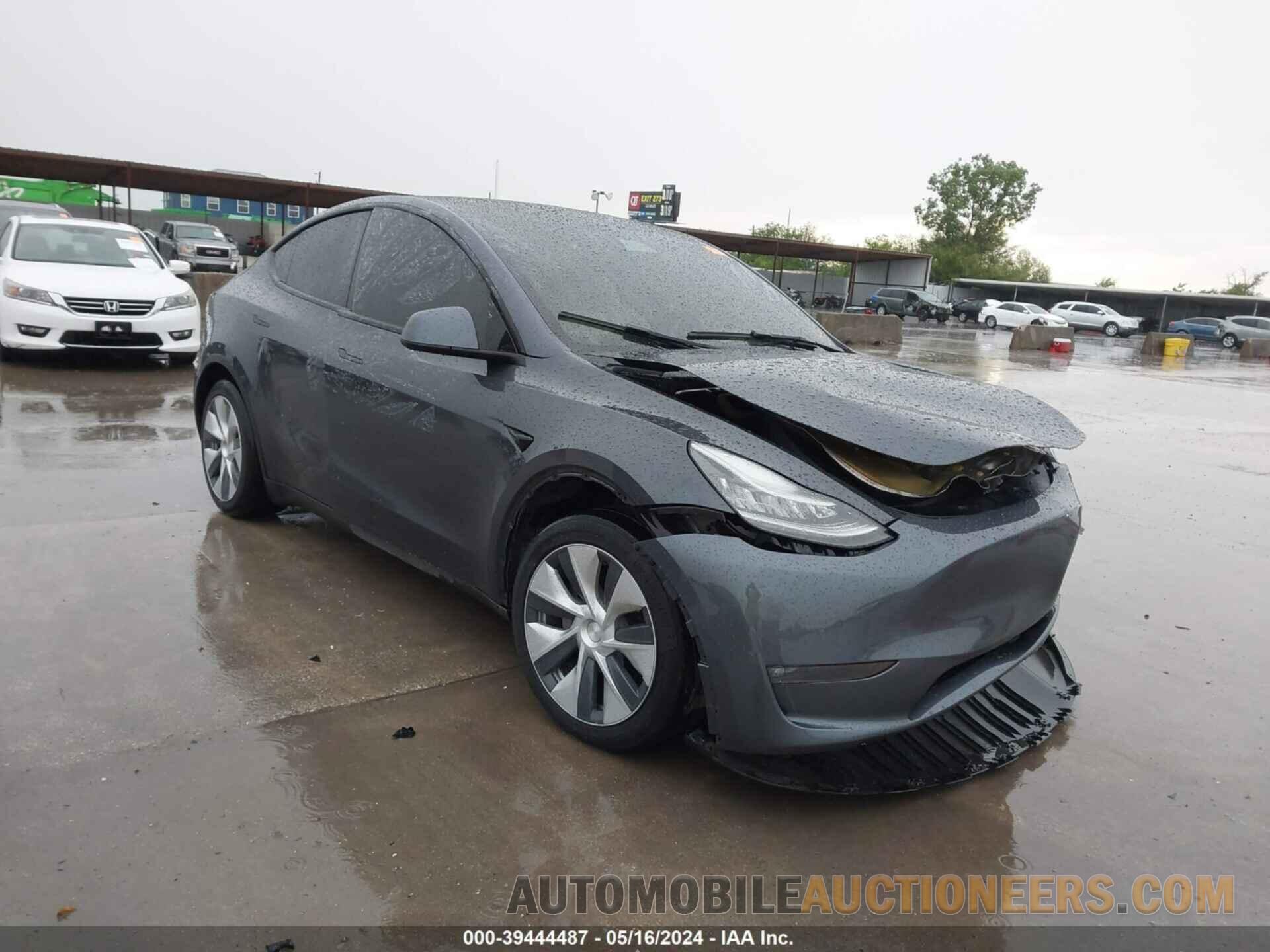 5YJYGDED1MF122035 TESLA MODEL Y 2021