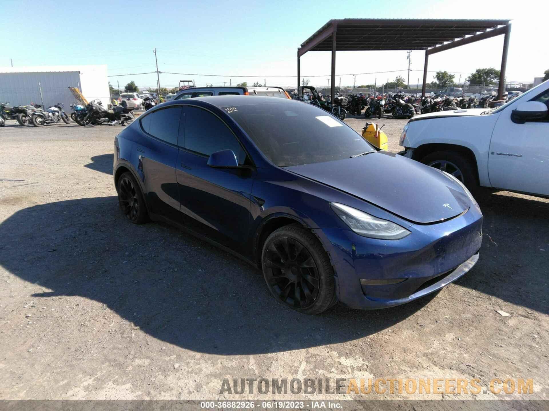 5YJYGDED1MF132662 TESLA MODEL Y 2021