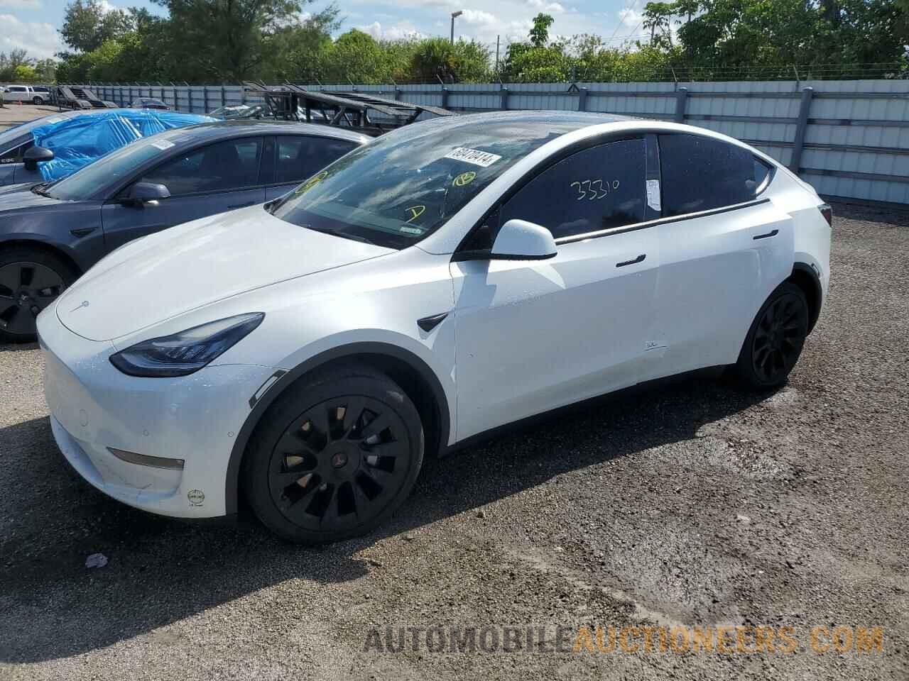 5YJYGDED2MF114266 TESLA MODEL Y 2021