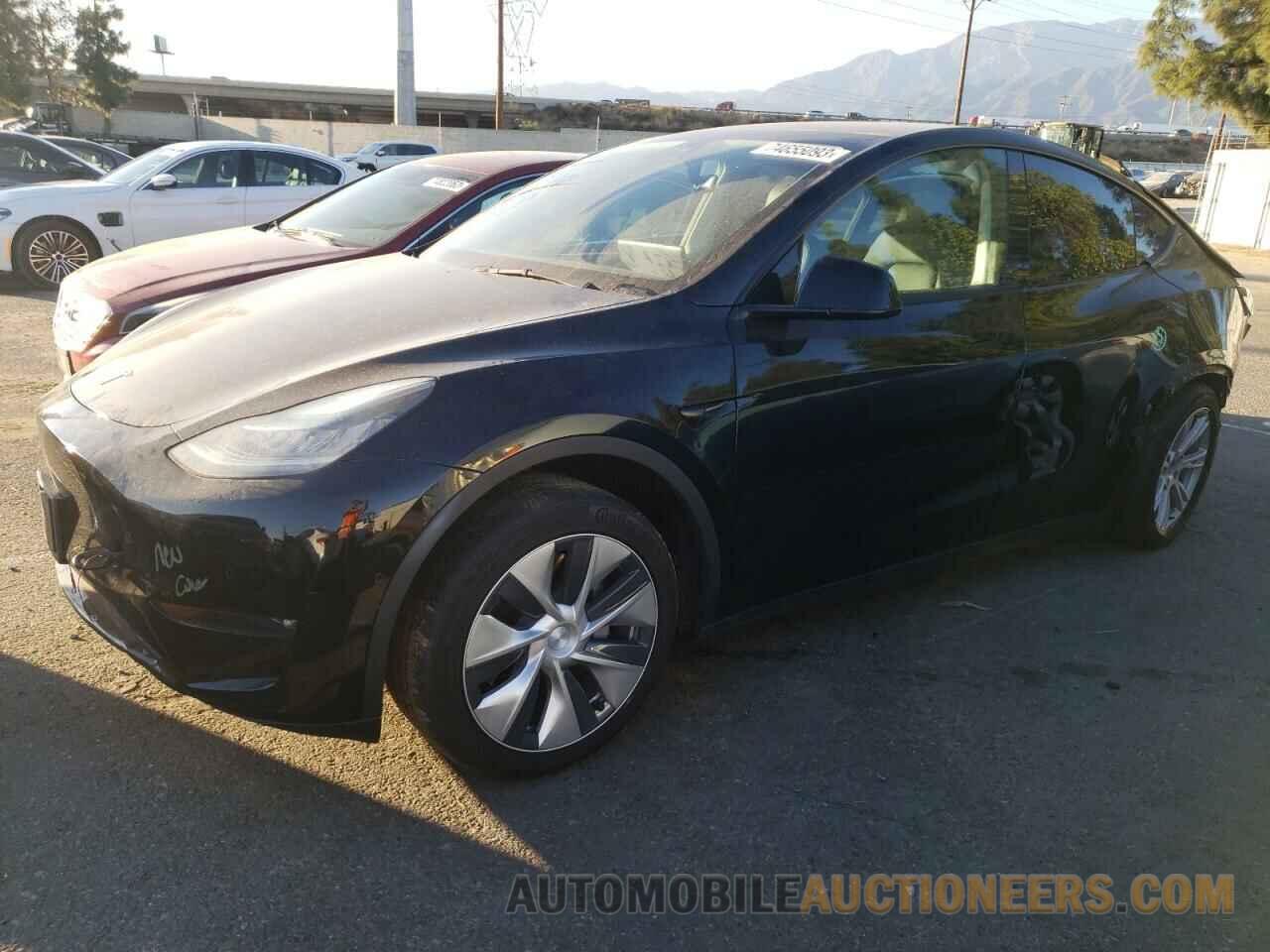 5YJYGDED4MF163100 TESLA MODEL Y 2021