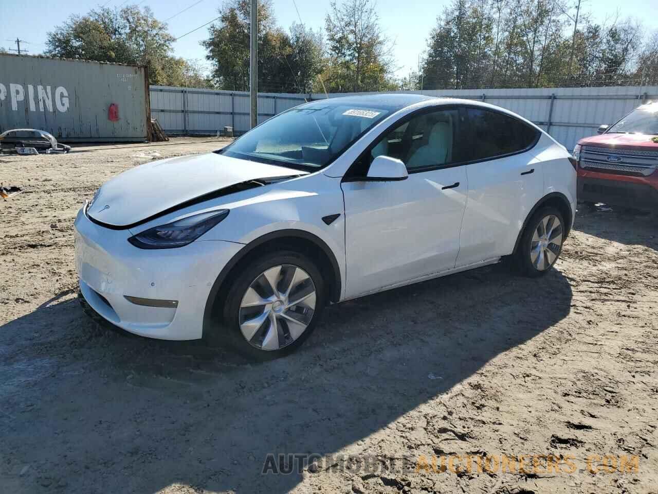 5YJYGDED5MF104976 TESLA MODEL Y 2021