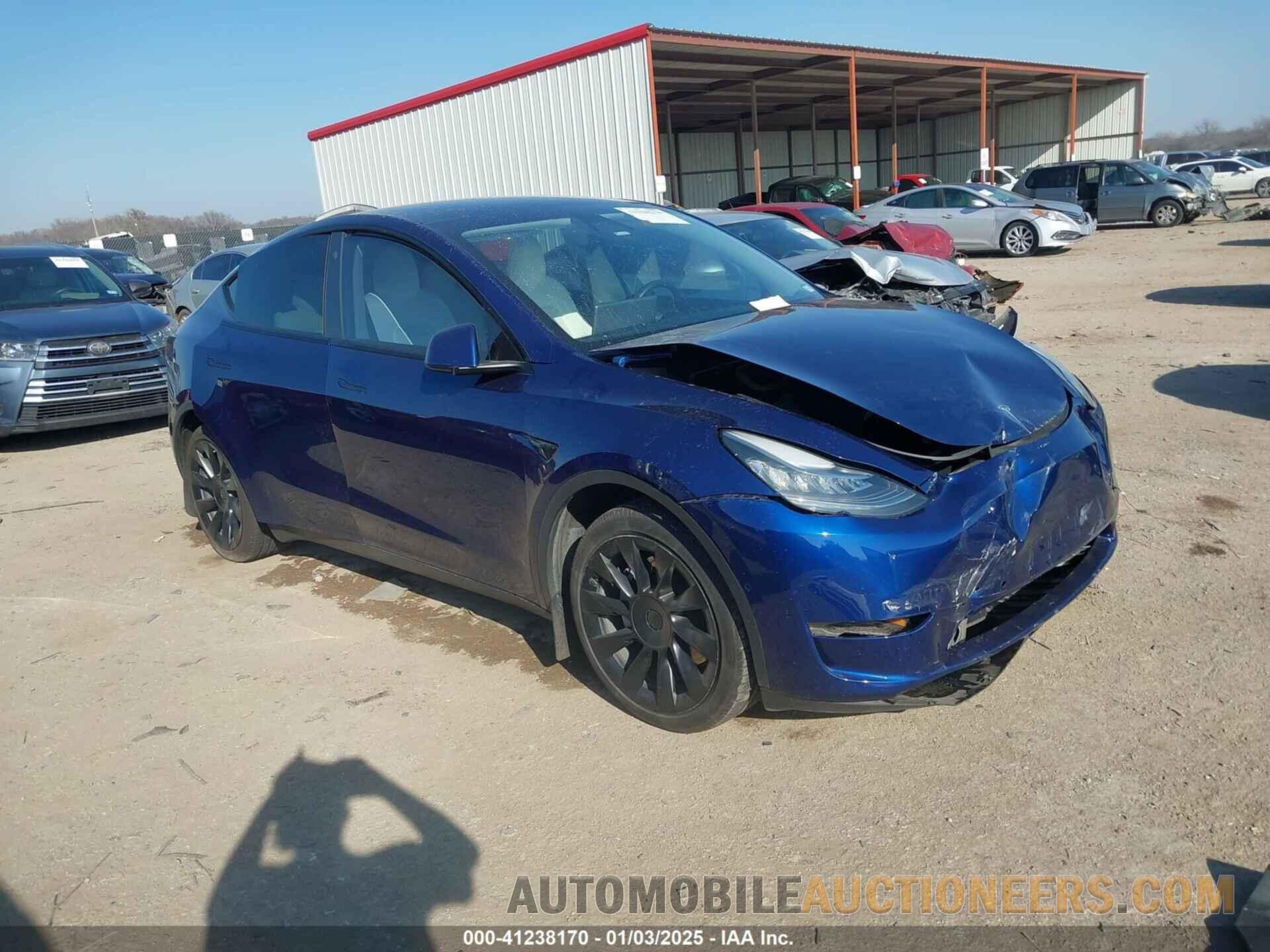 5YJYGDED5MF121874 TESLA MODEL Y 2021