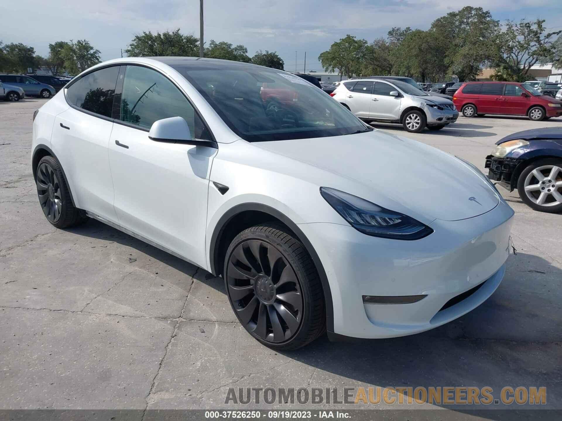 5YJYGDED6MF103593 TESLA MODEL Y 2021