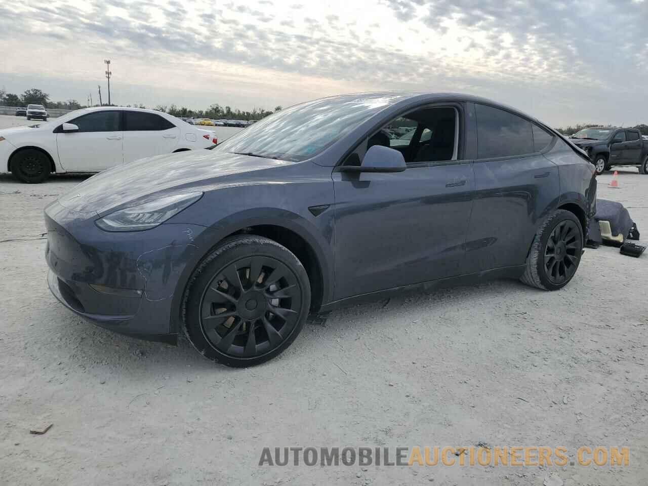 5YJYGDED6MF108938 TESLA MODEL Y 2021