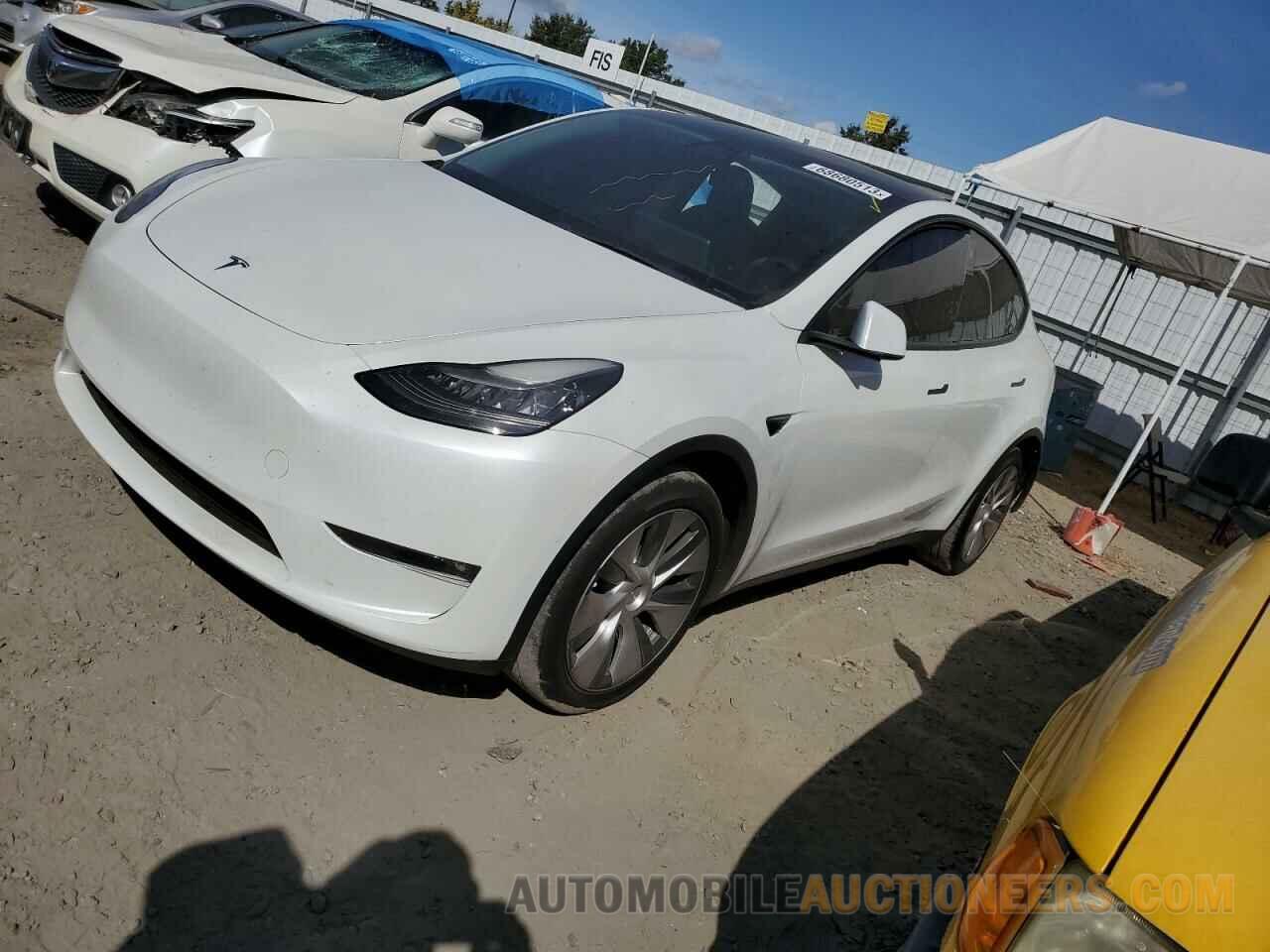 5YJYGDED6MF113993 TESLA MODEL Y 2021