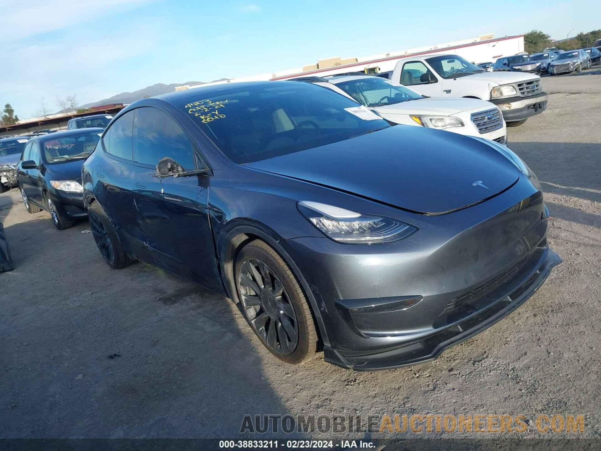 5YJYGDED7MF107118 TESLA MODEL Y 2021