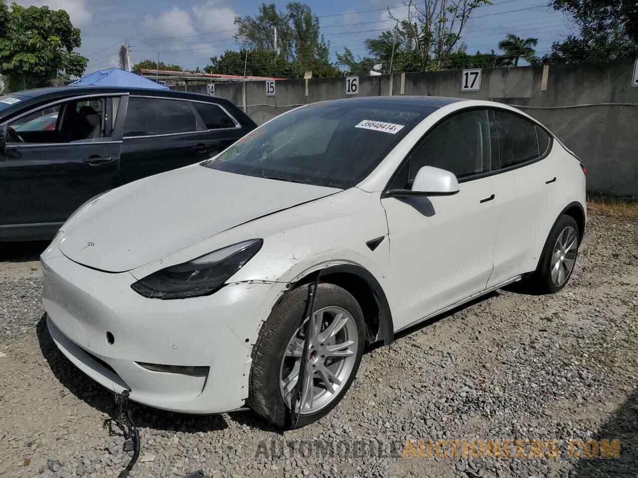 5YJYGDED8MF131430 TESLA MODEL Y 2021