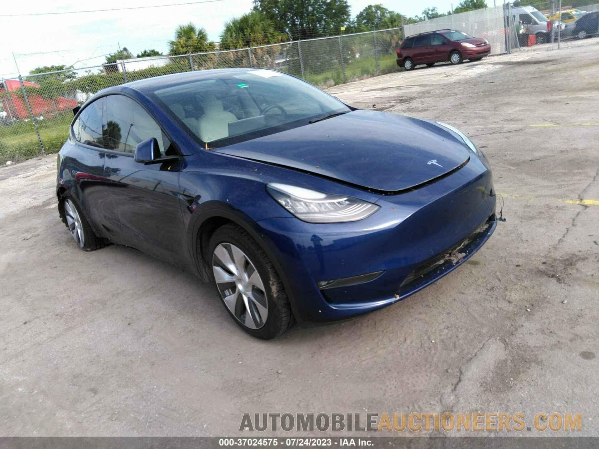 5YJYGDED9MF109128 TESLA MODEL Y 2021