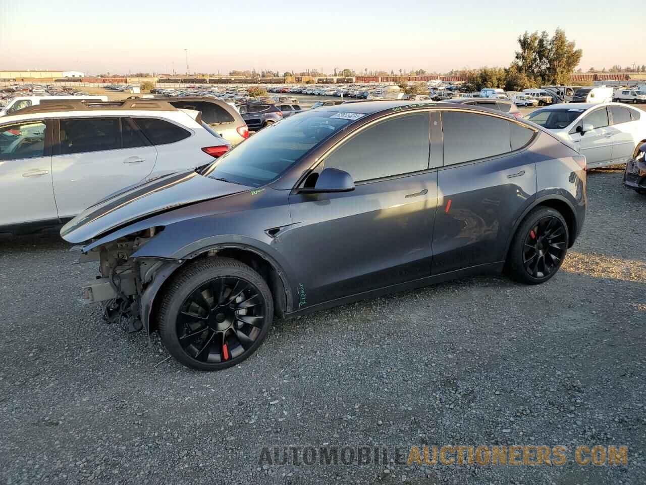 5YJYGDEDXMF124379 TESLA MODEL Y 2021