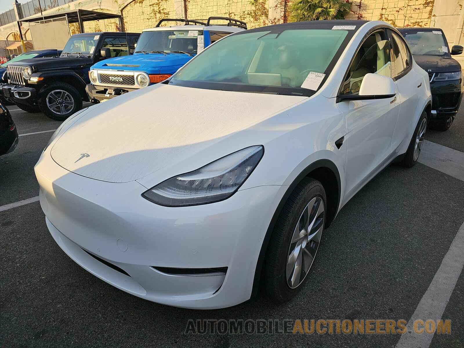 5YJYGDEE0LF006719 Tesla Mo 2020