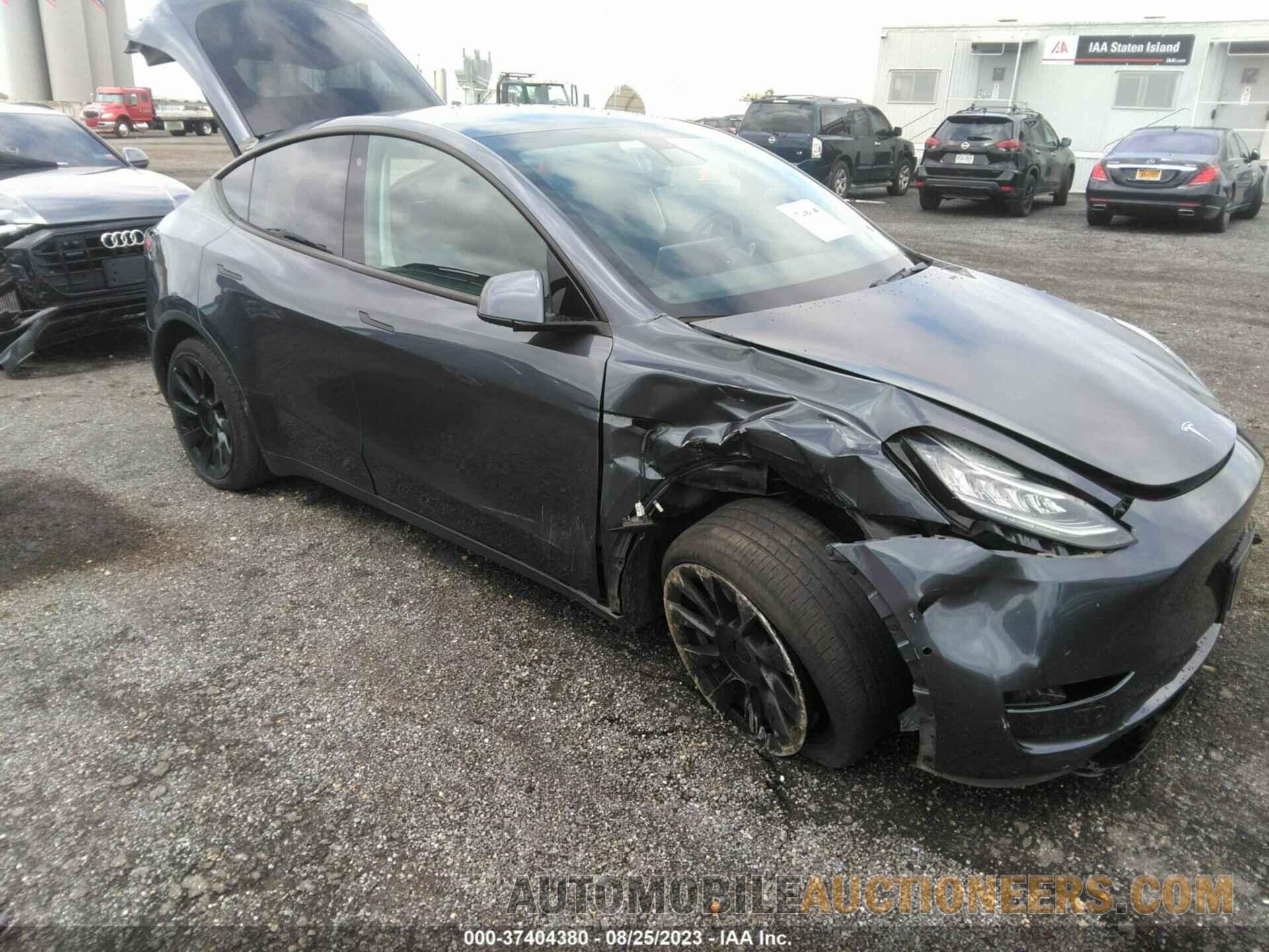 5YJYGDEE0LF008437 TESLA MODEL Y 2020