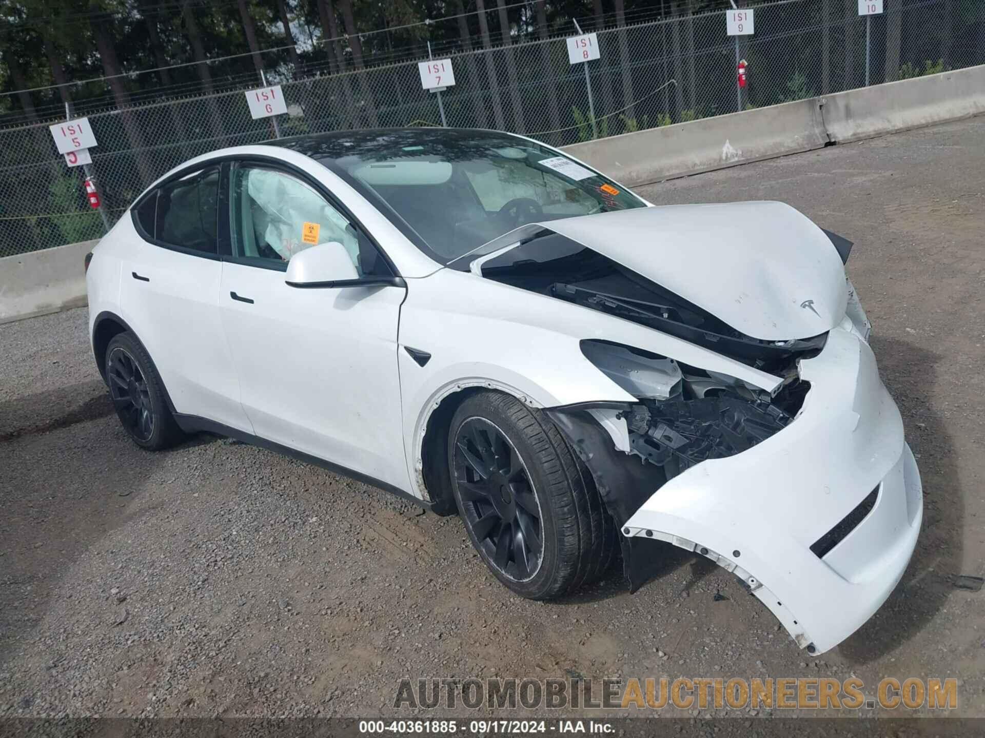 5YJYGDEE0LF011273 TESLA MODEL Y 2020