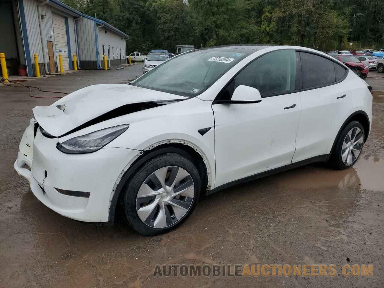 5YJYGDEE0LF017011 TESLA MODEL Y 2020