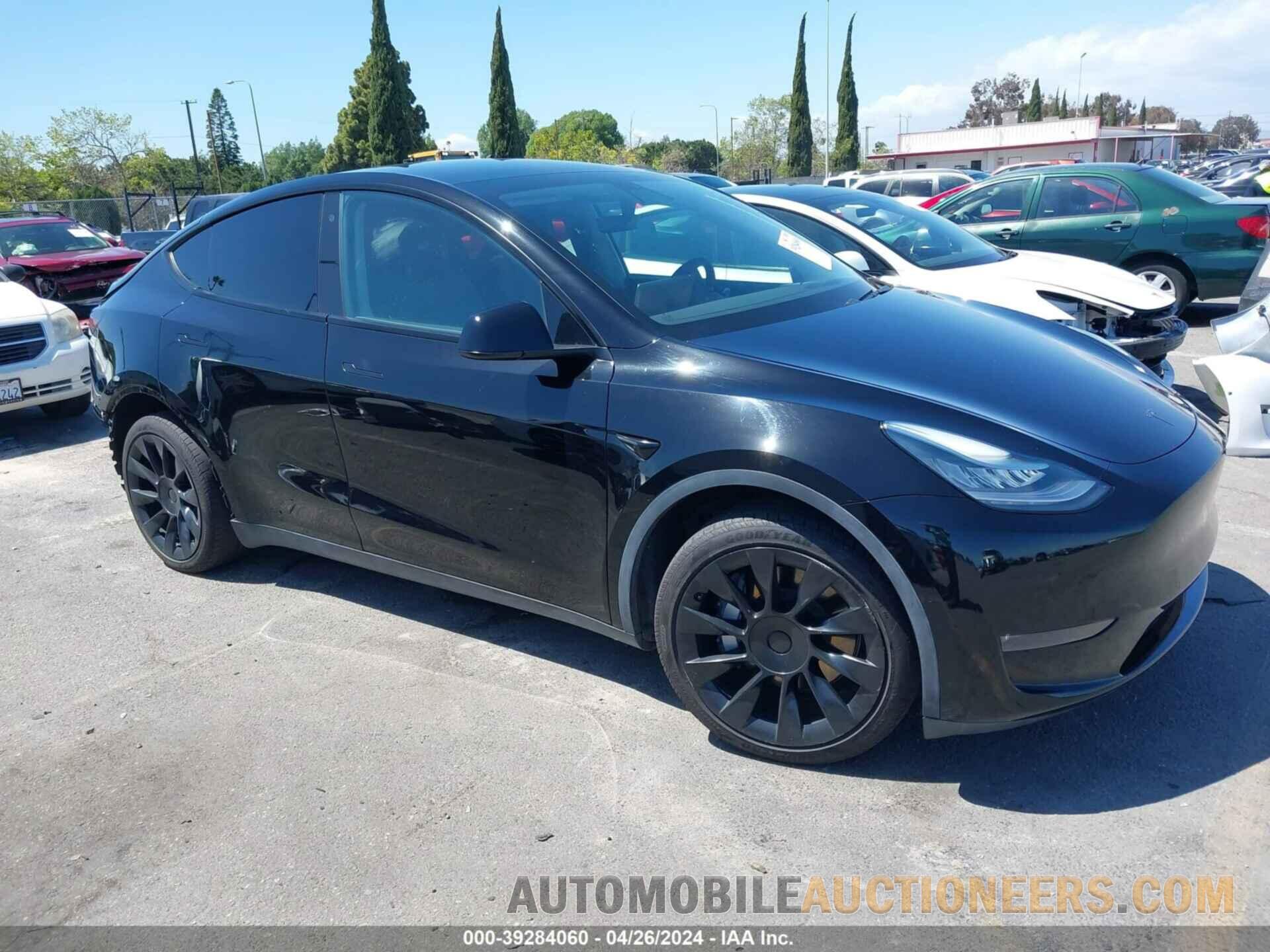 5YJYGDEE0LF017655 TESLA MODEL Y 2020