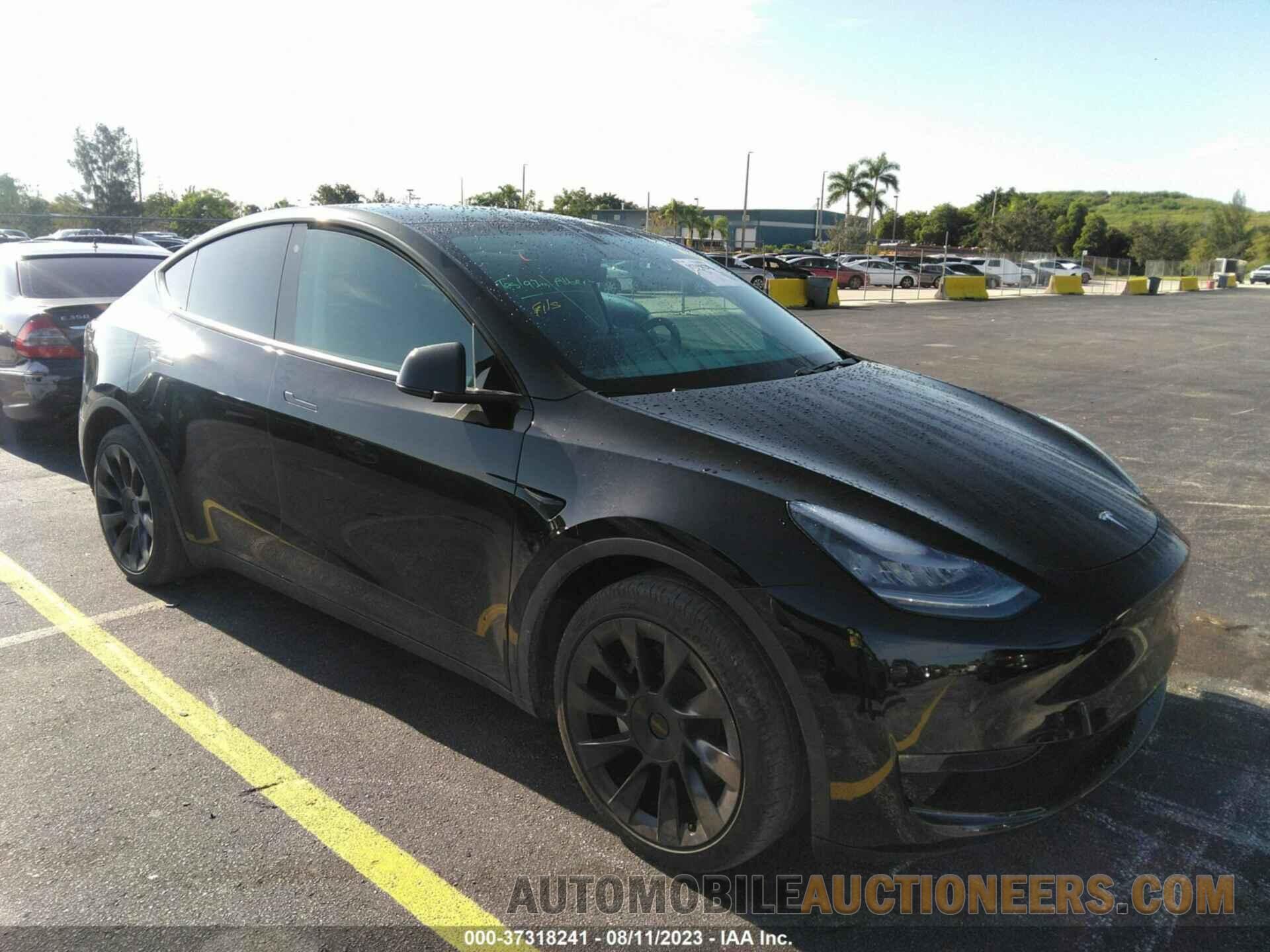 5YJYGDEE0LF027084 TESLA MODEL Y 2020