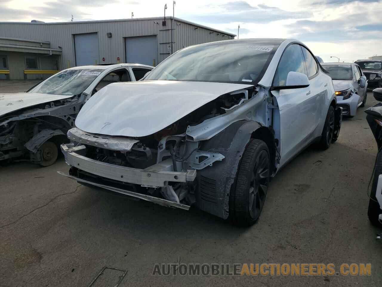 5YJYGDEE0LF042927 TESLA MODEL Y 2020