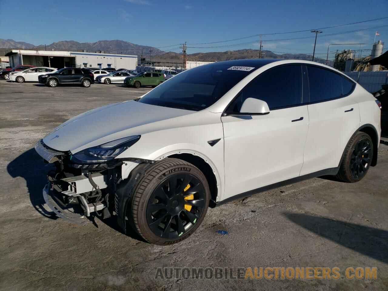 5YJYGDEE0LF053409 TESLA MODEL Y 2020