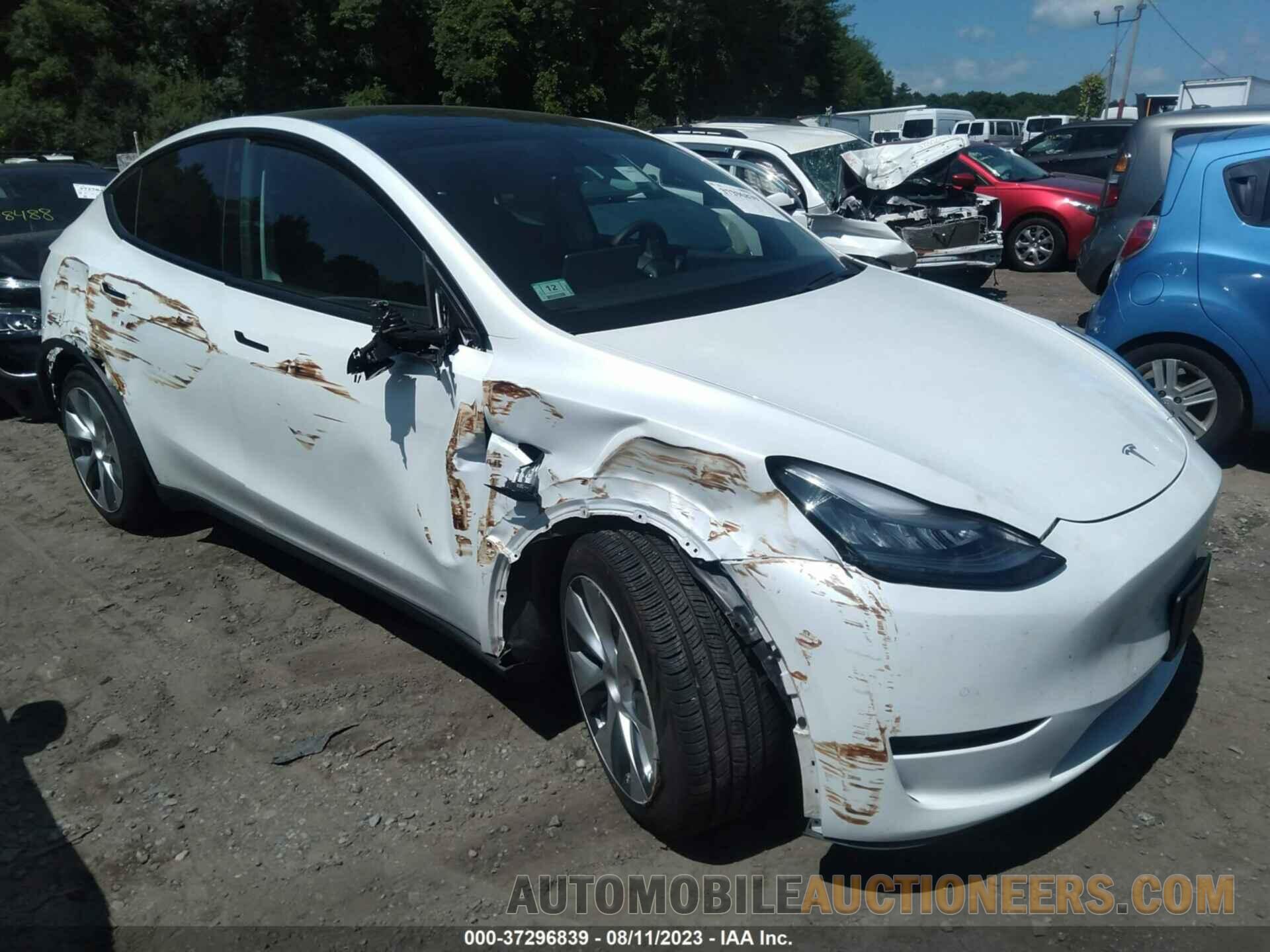 5YJYGDEE0MF063410 TESLA MODEL Y 2021