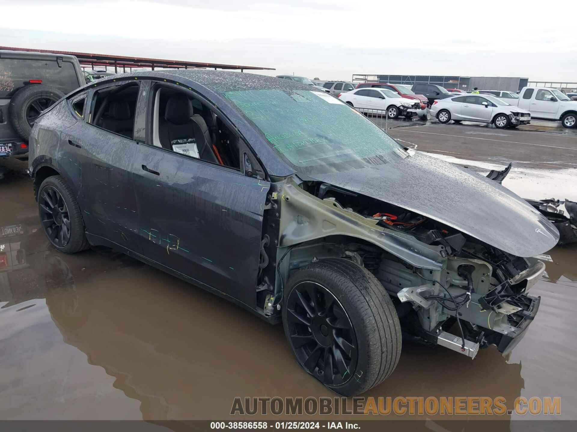 5YJYGDEE0MF064671 TESLA MODEL Y 2021