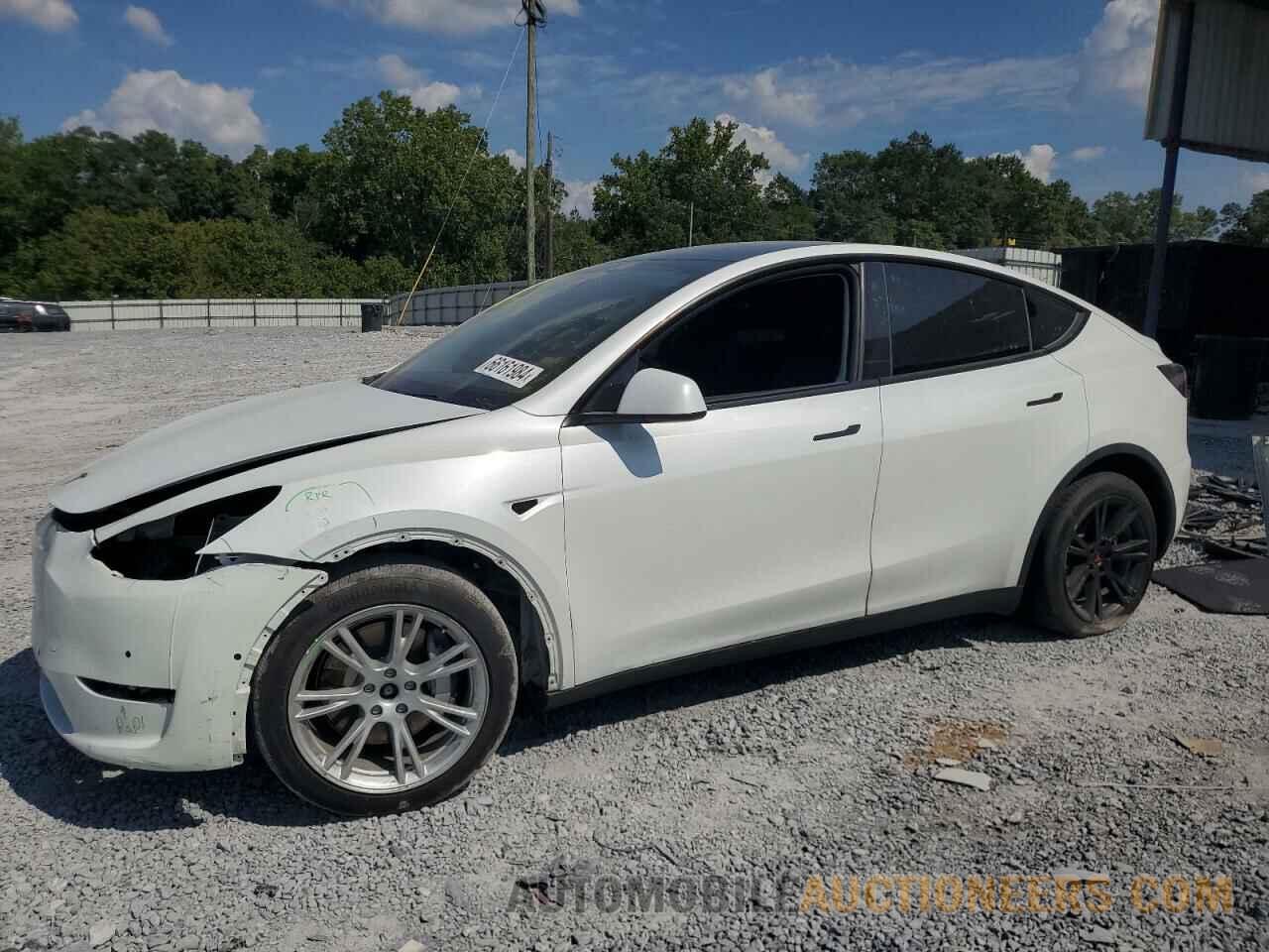 5YJYGDEE0MF070132 TESLA MODEL Y 2021