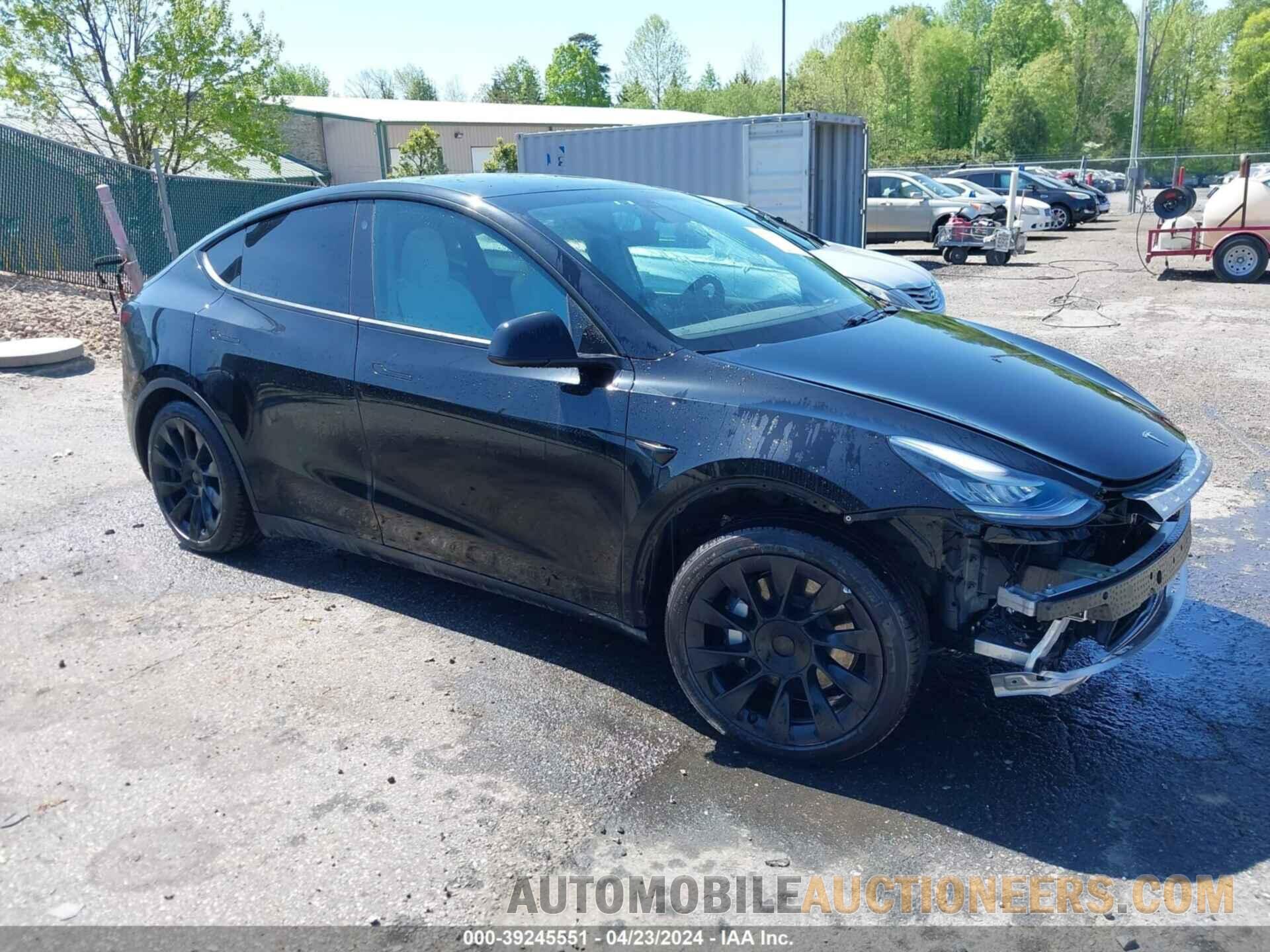 5YJYGDEE0MF071751 TESLA MODEL Y 2021