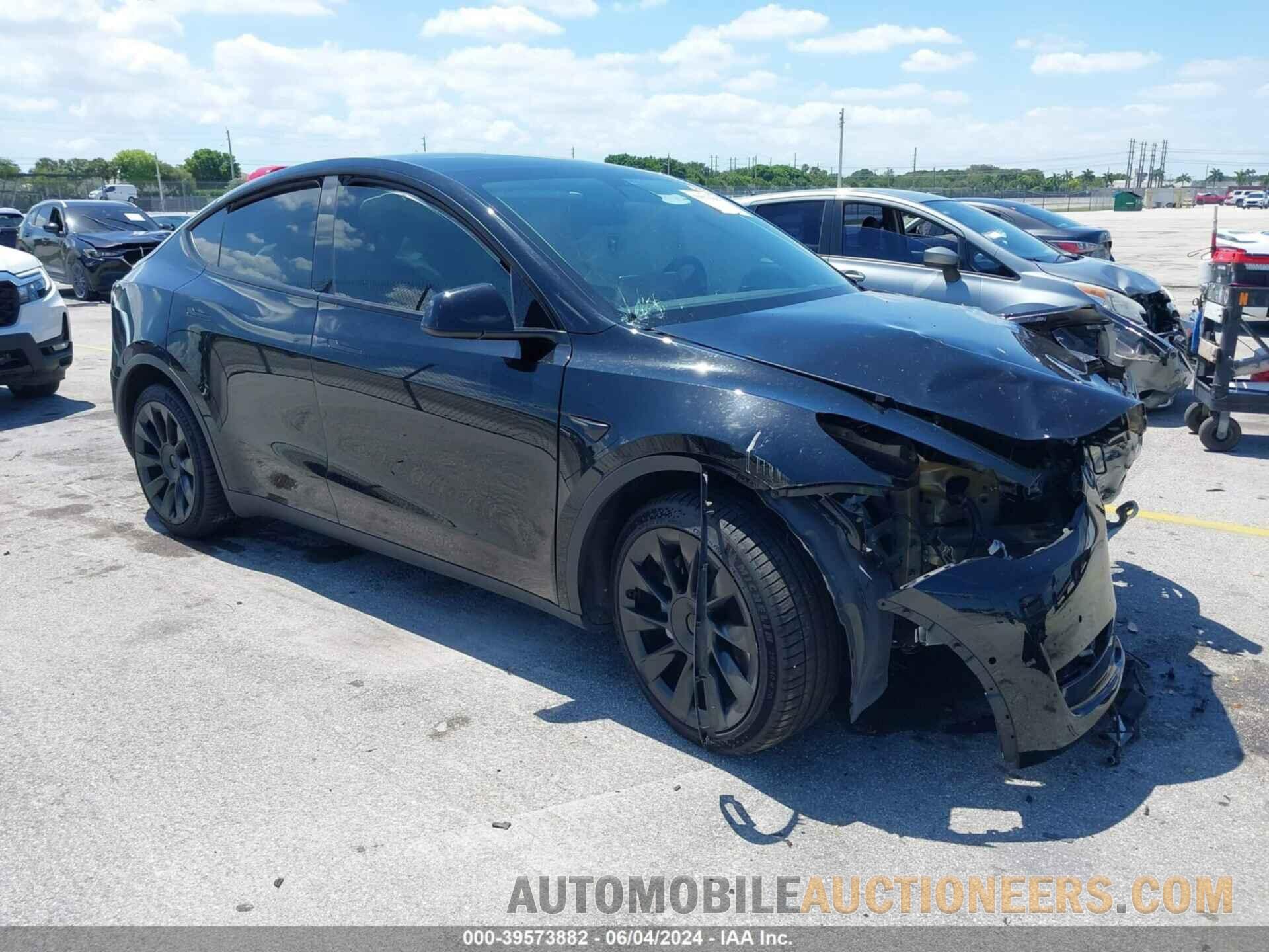 5YJYGDEE0MF080756 TESLA MODEL Y 2021