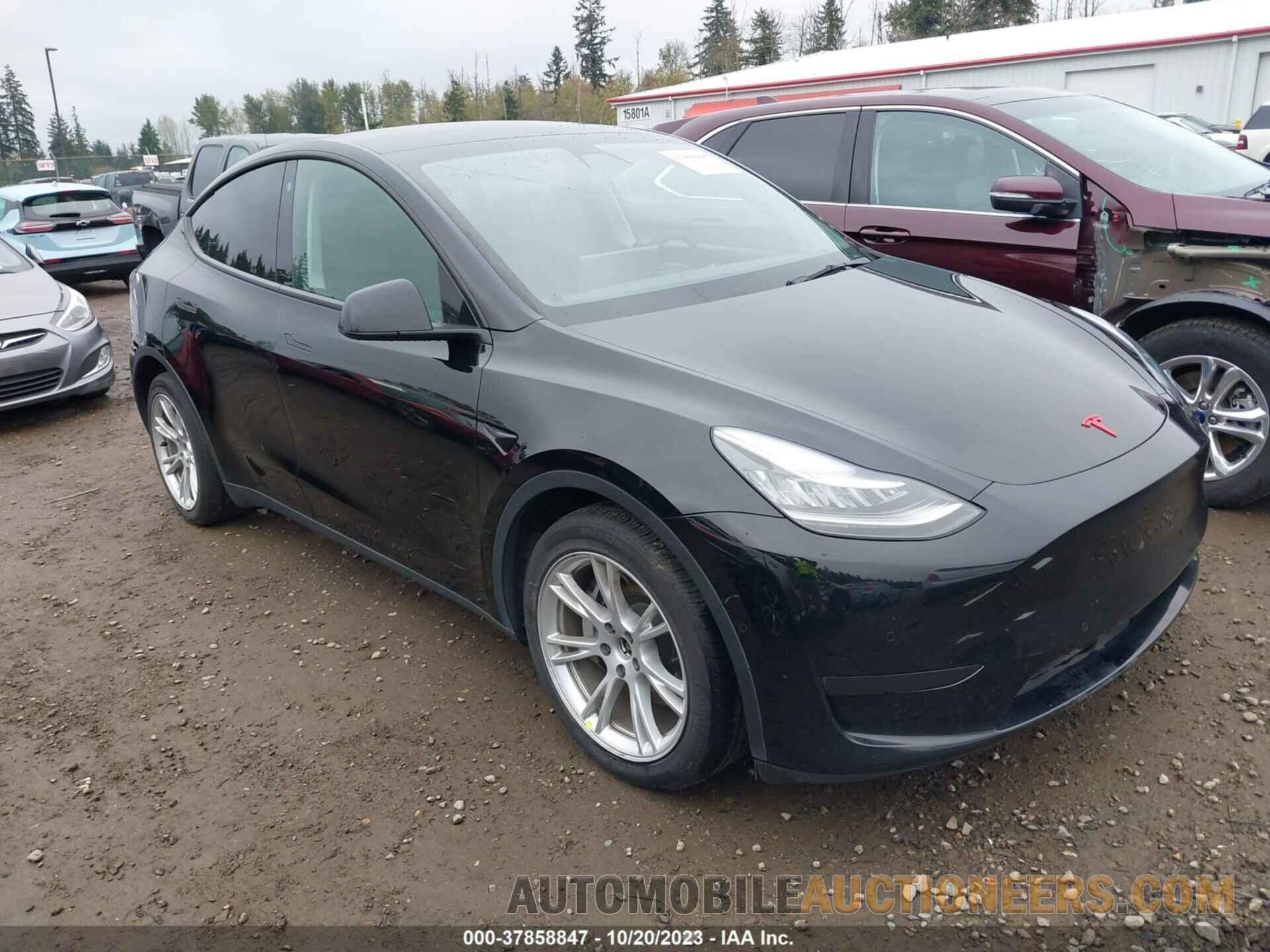 5YJYGDEE0MF092079 TESLA MODEL Y 2021