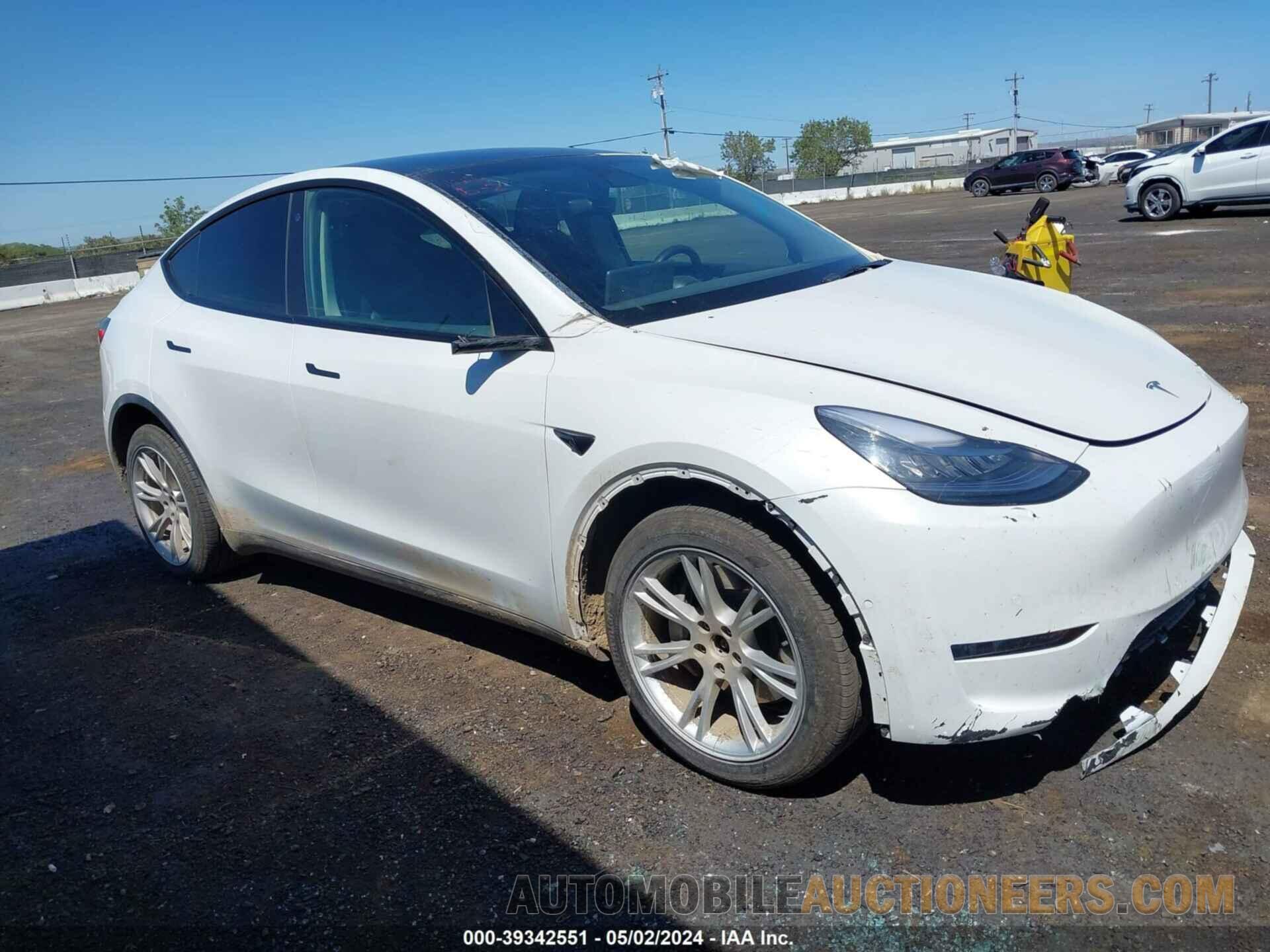 5YJYGDEE0MF094642 TESLA MODEL Y 2021