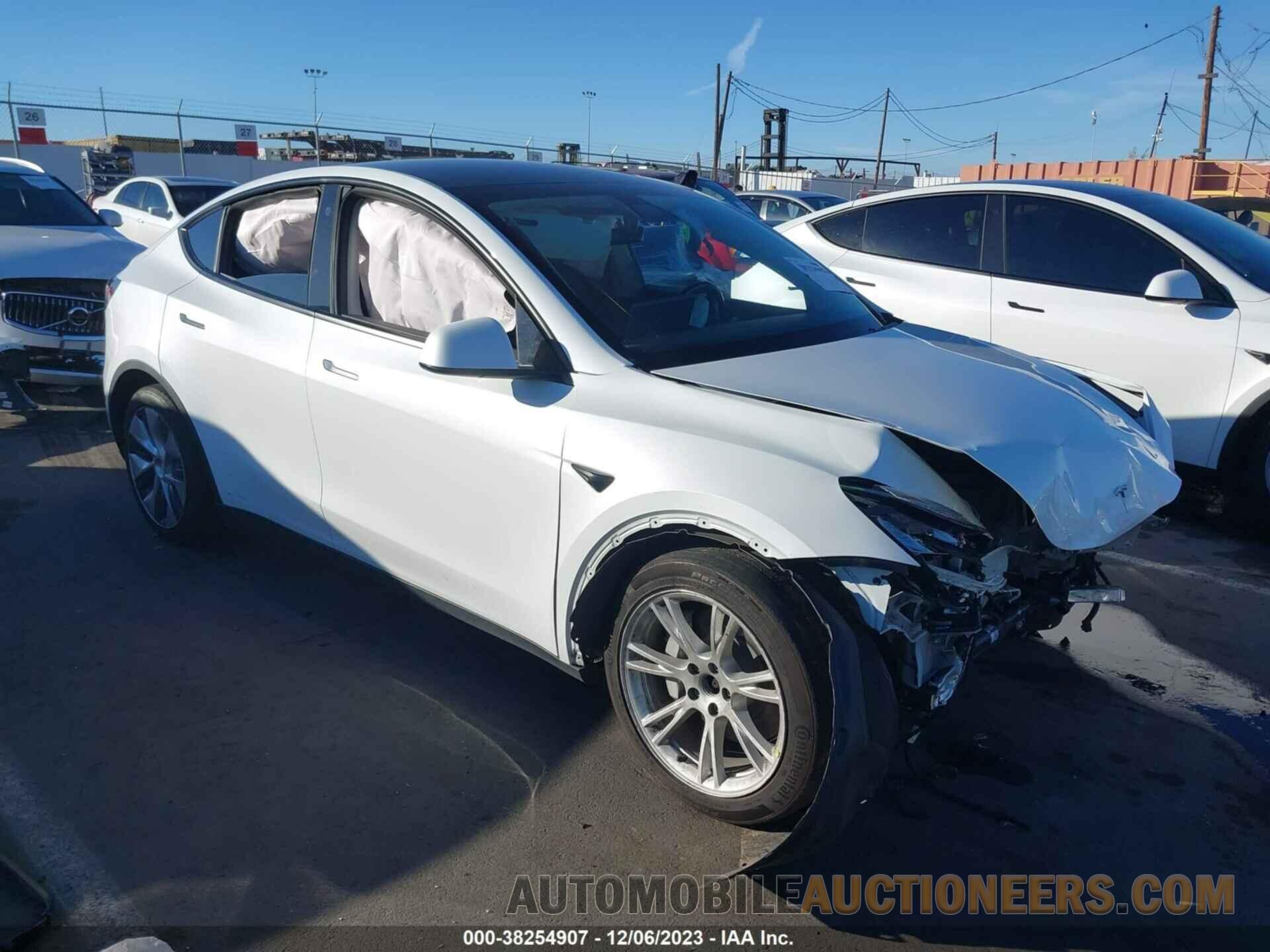 5YJYGDEE0MF094785 TESLA MODEL Y 2021