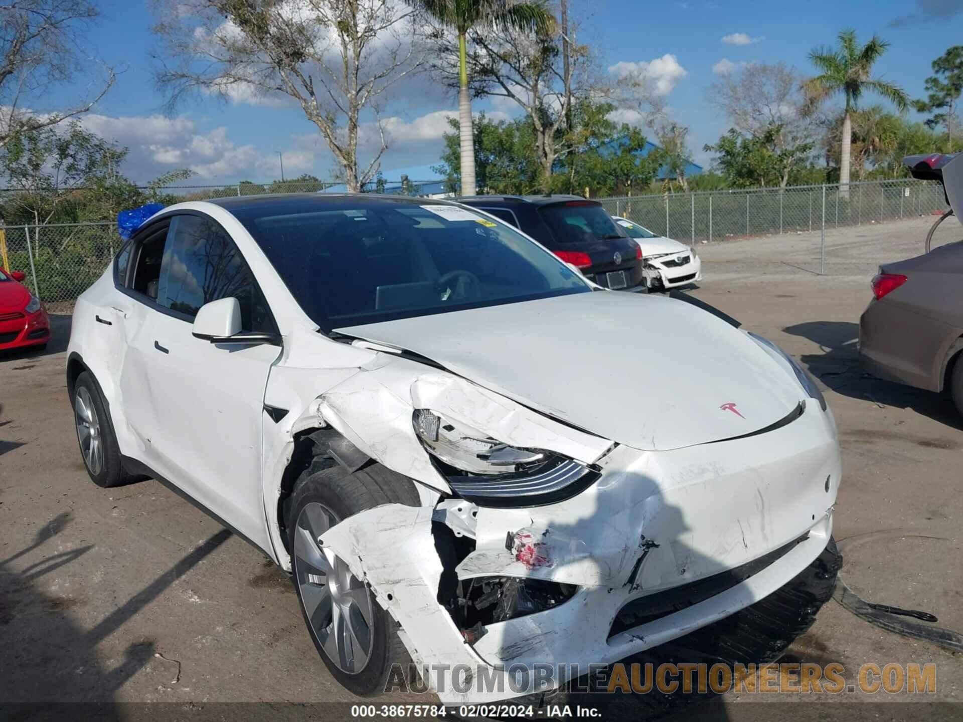 5YJYGDEE0MF131561 TESLA MODEL Y 2021