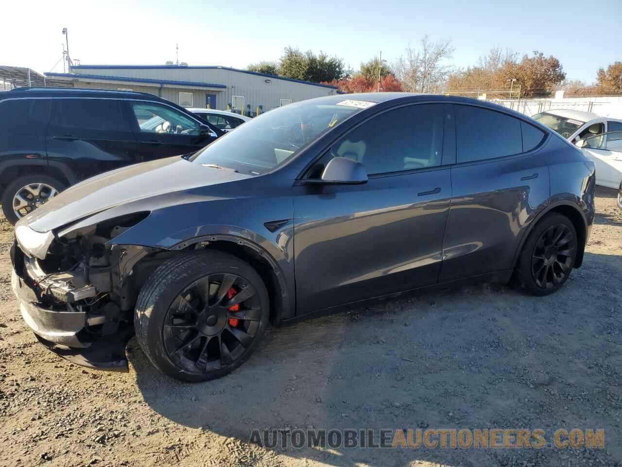 5YJYGDEE0MF141166 TESLA MODEL Y 2021