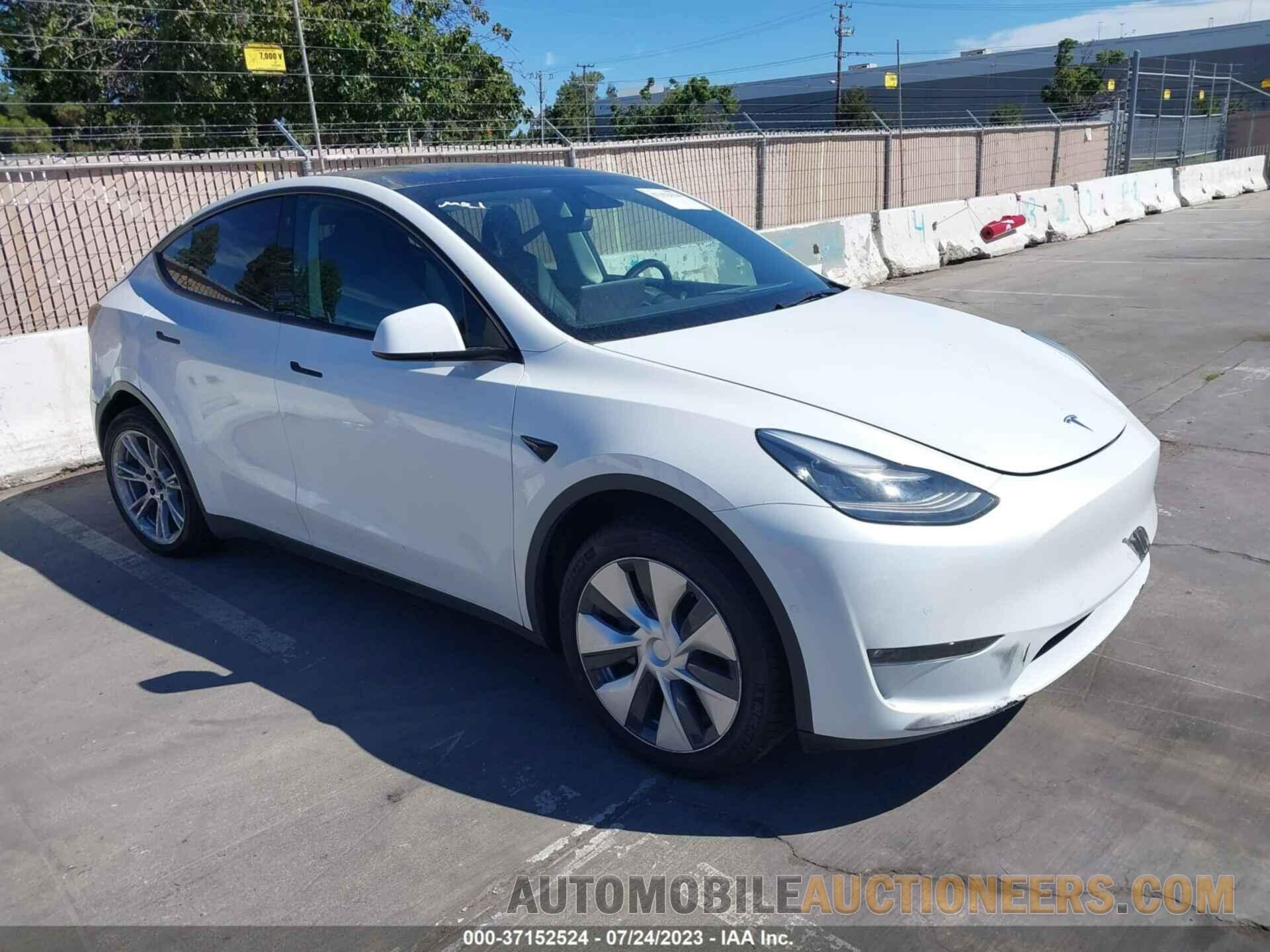 5YJYGDEE0MF157156 TESLA MODEL Y 2021