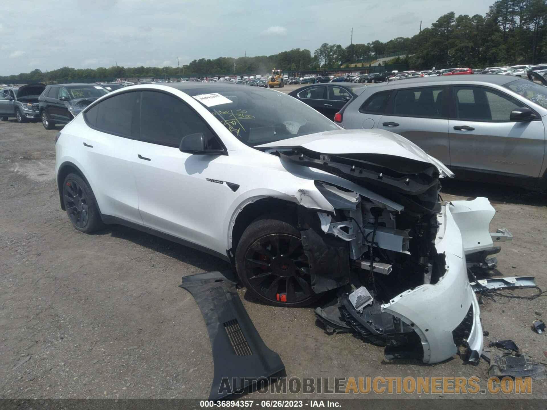 5YJYGDEE0MF158484 TESLA MODEL Y 2021