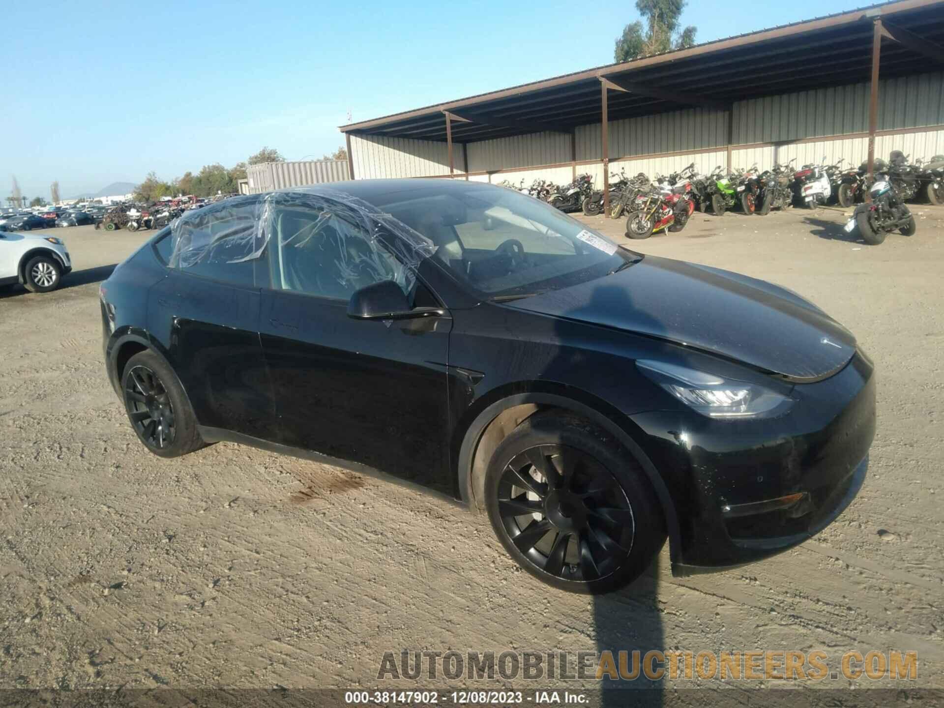 5YJYGDEE0MF216917 TESLA MODEL Y 2021