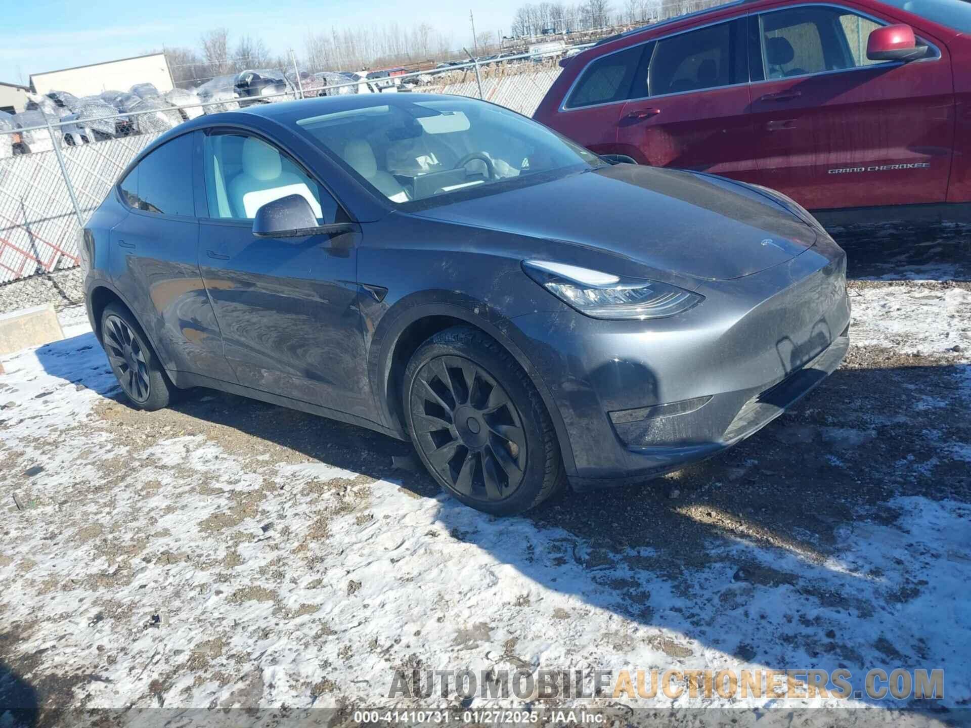 5YJYGDEE0MF228744 TESLA MODEL Y 2021