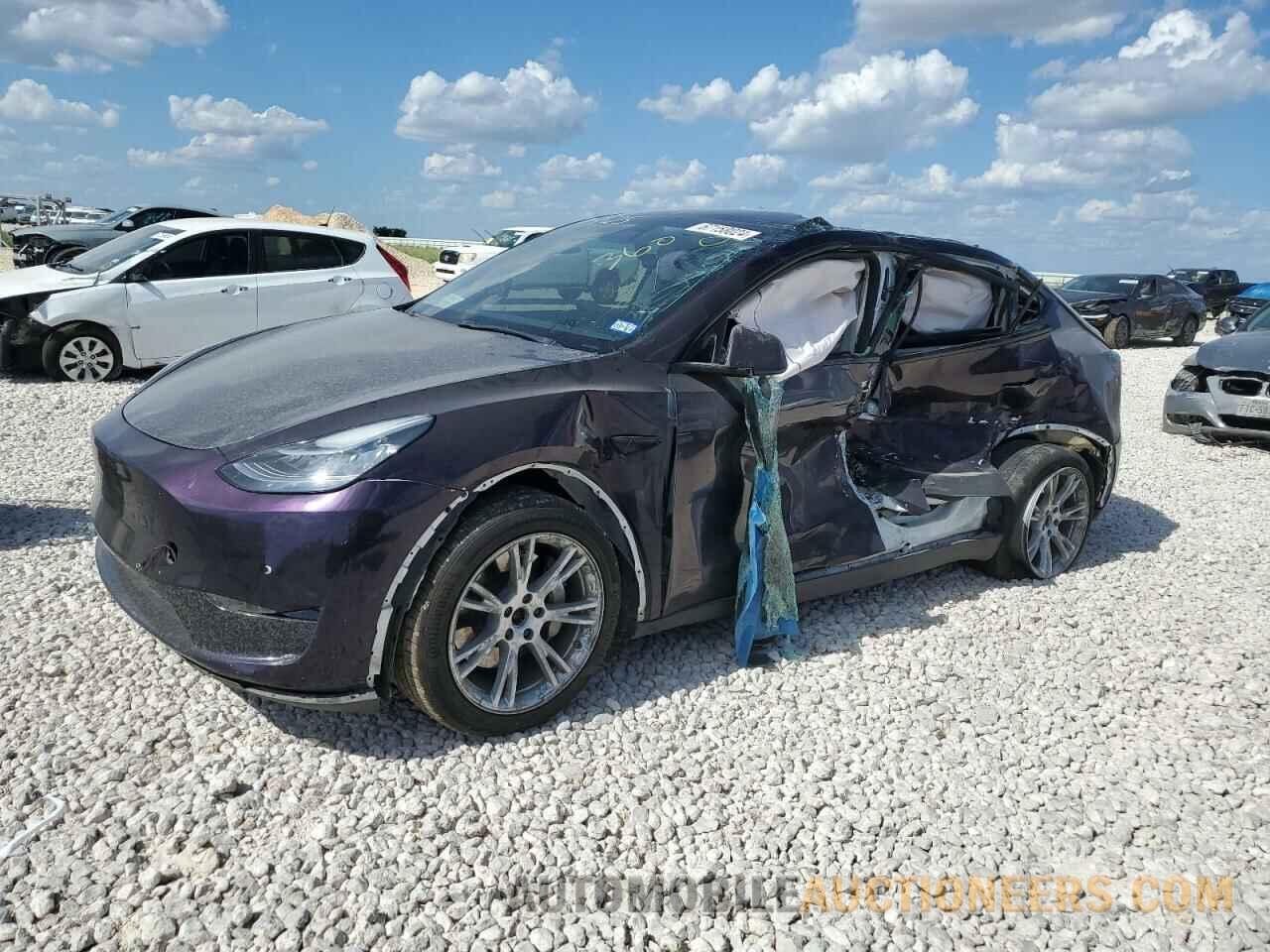 5YJYGDEE0MF233152 TESLA MODEL Y 2021