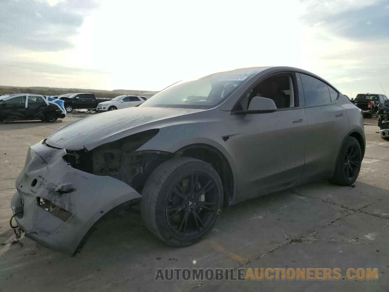 5YJYGDEE0MF255412 TESLA MODEL Y 2021