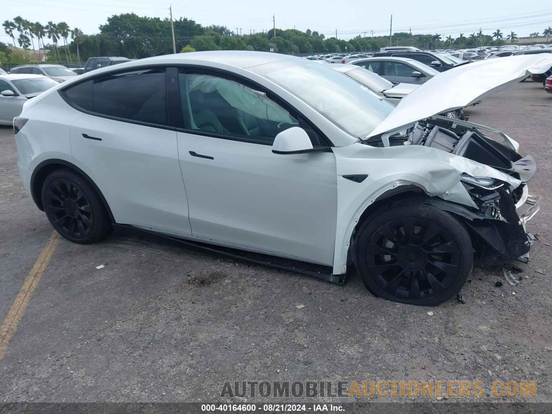 5YJYGDEE0MF260819 TESLA MODEL Y 2021