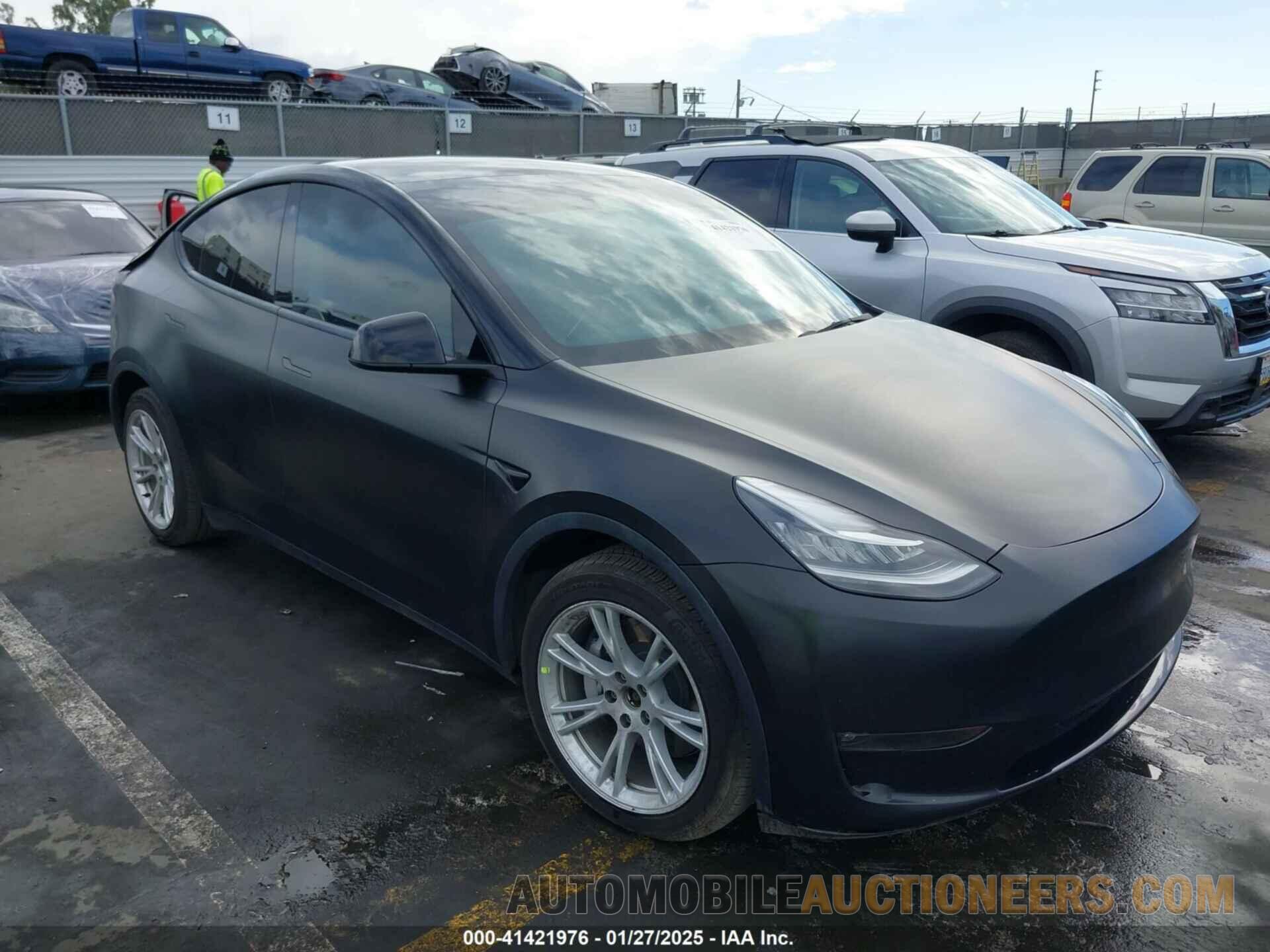 5YJYGDEE0MF274204 TESLA MODEL Y 2021