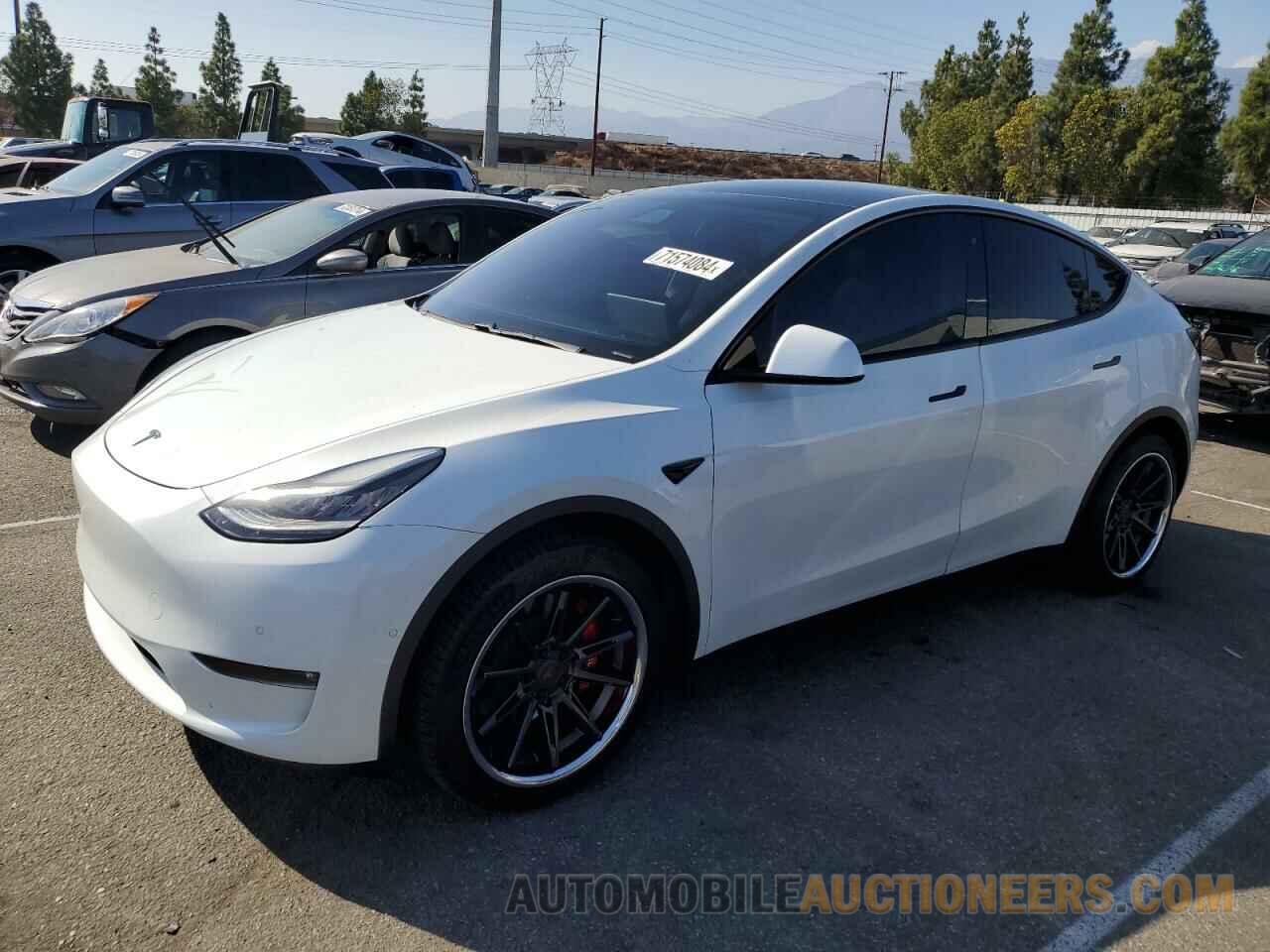 5YJYGDEE1LF012996 TESLA MODEL Y 2020