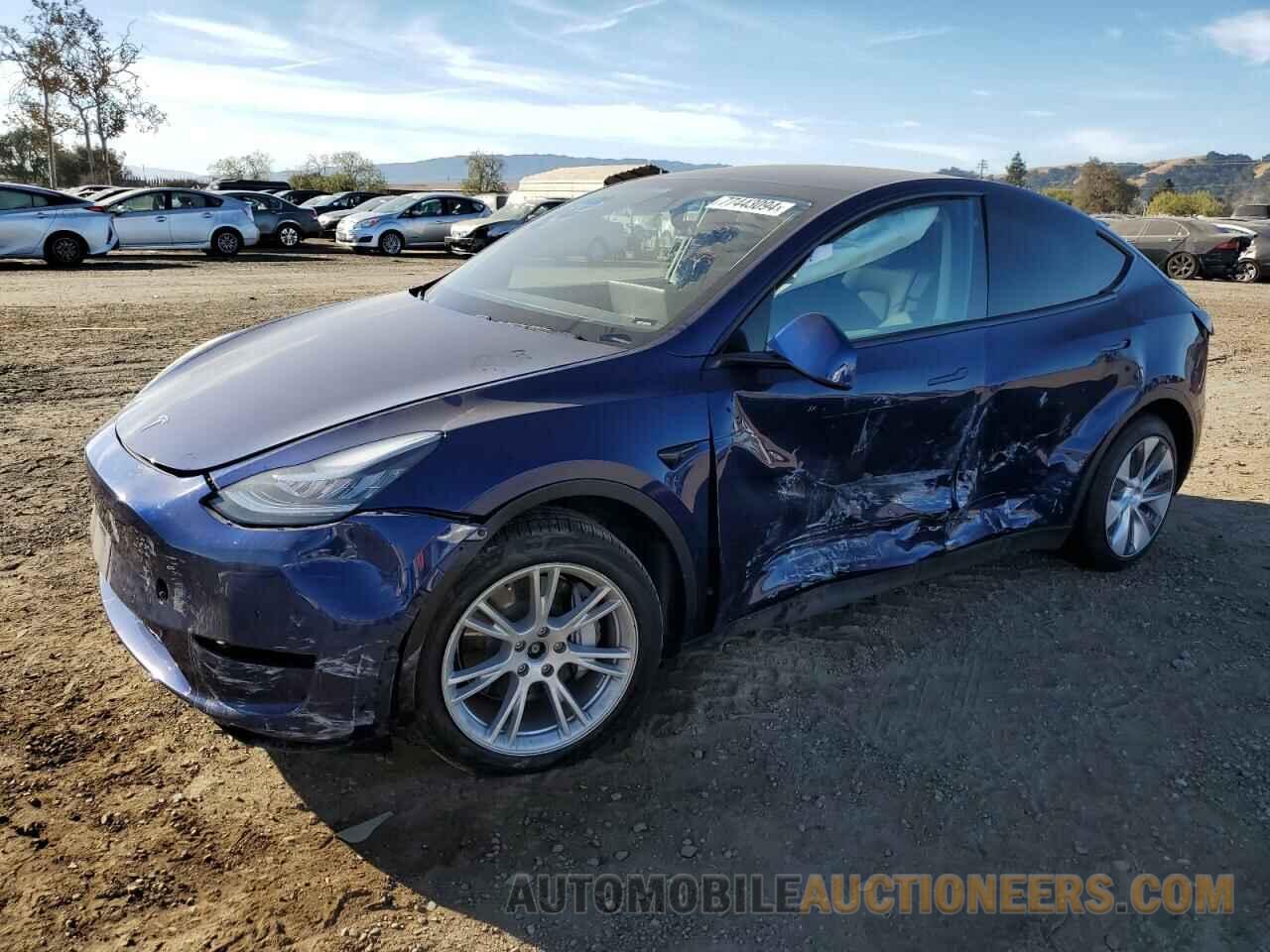 5YJYGDEE1LF015140 TESLA MODEL Y 2020